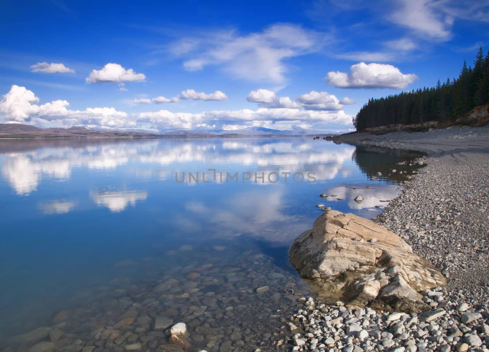 Lake Pukaki by urmoments