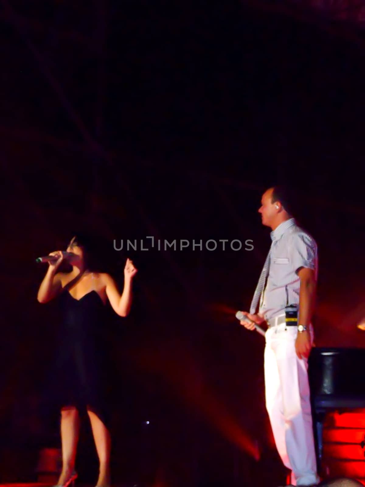 Famous Italian Neapolitan singer Gigi d'Alessio performing duet with local icon Ira Losco live in Malta on the 11th August 2007
