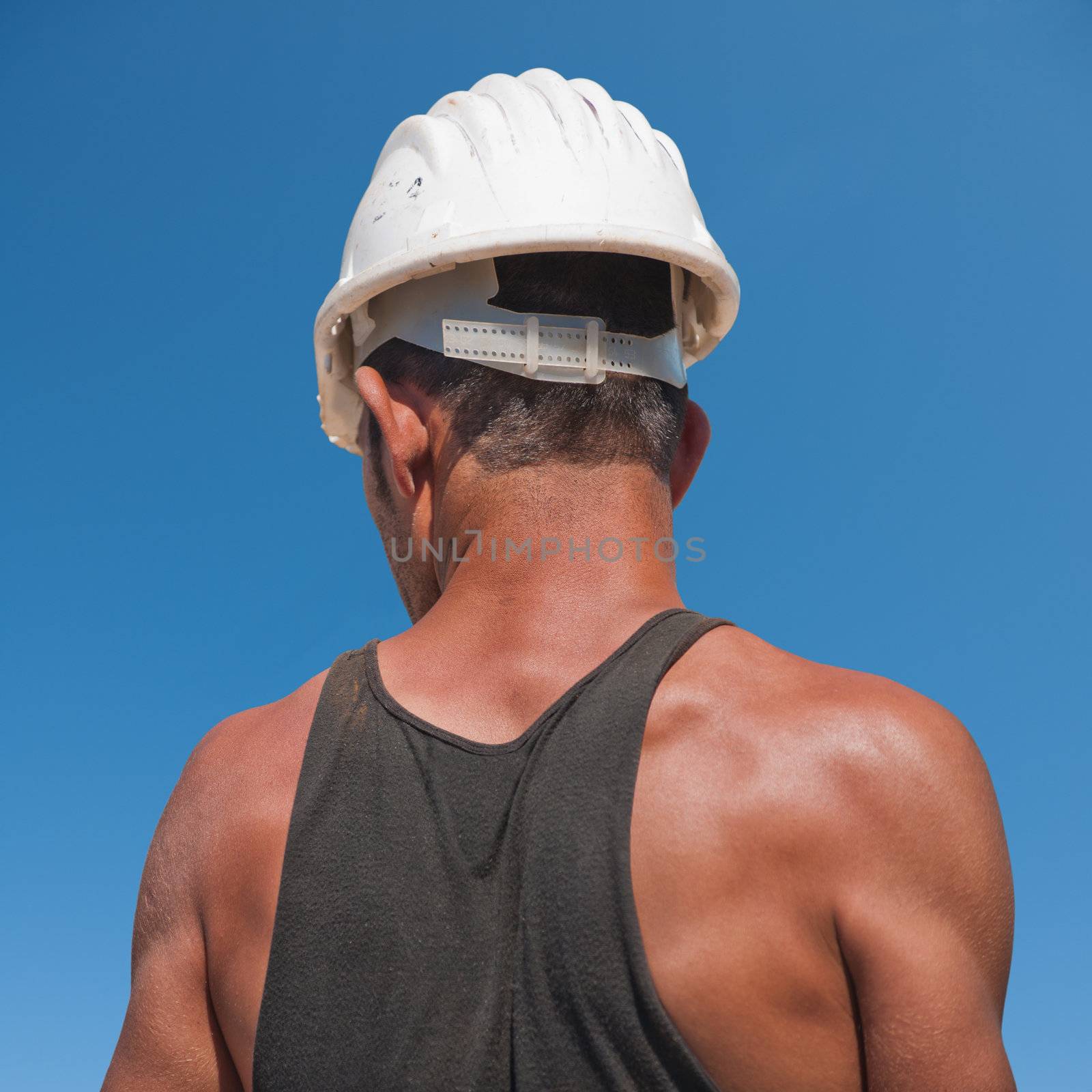 Back of construction worker by akarelias