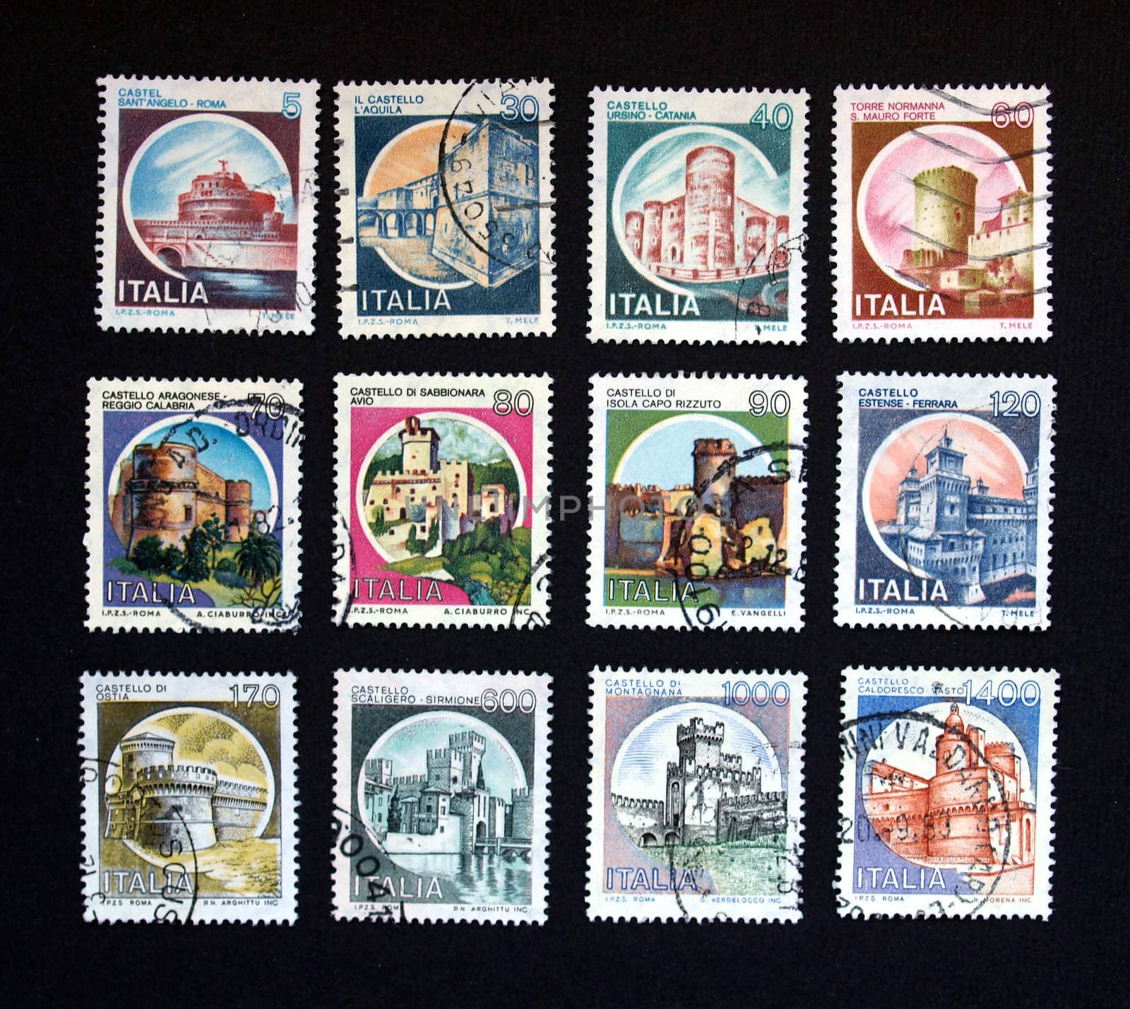 Italian stamps with ancient castles from Italy