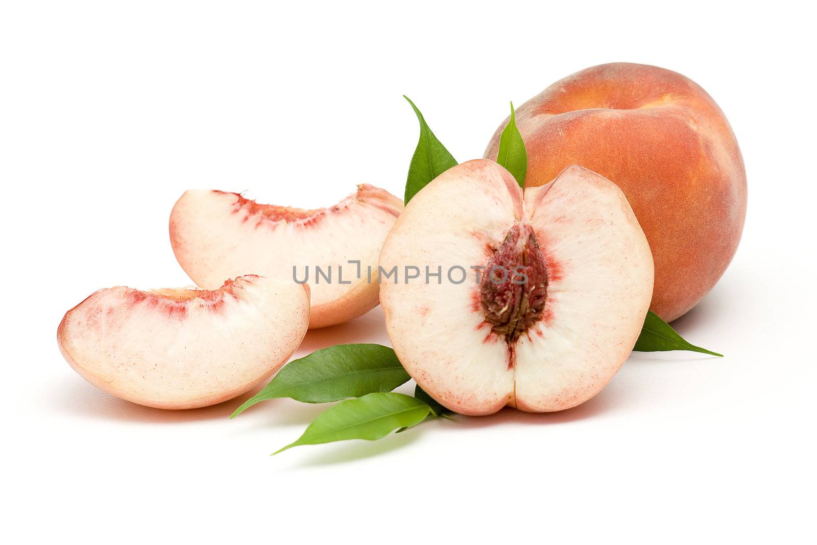 fresh peaches by miradrozdowski