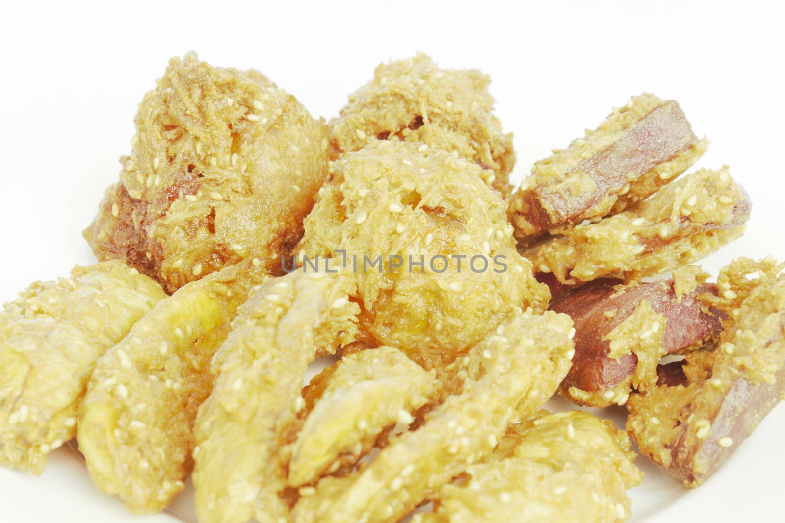 Deep fried sliced banana (in Thai call "Kluay khek"), fried sweet potato and jackfruit genus Artocarpus (Chempedek) seed