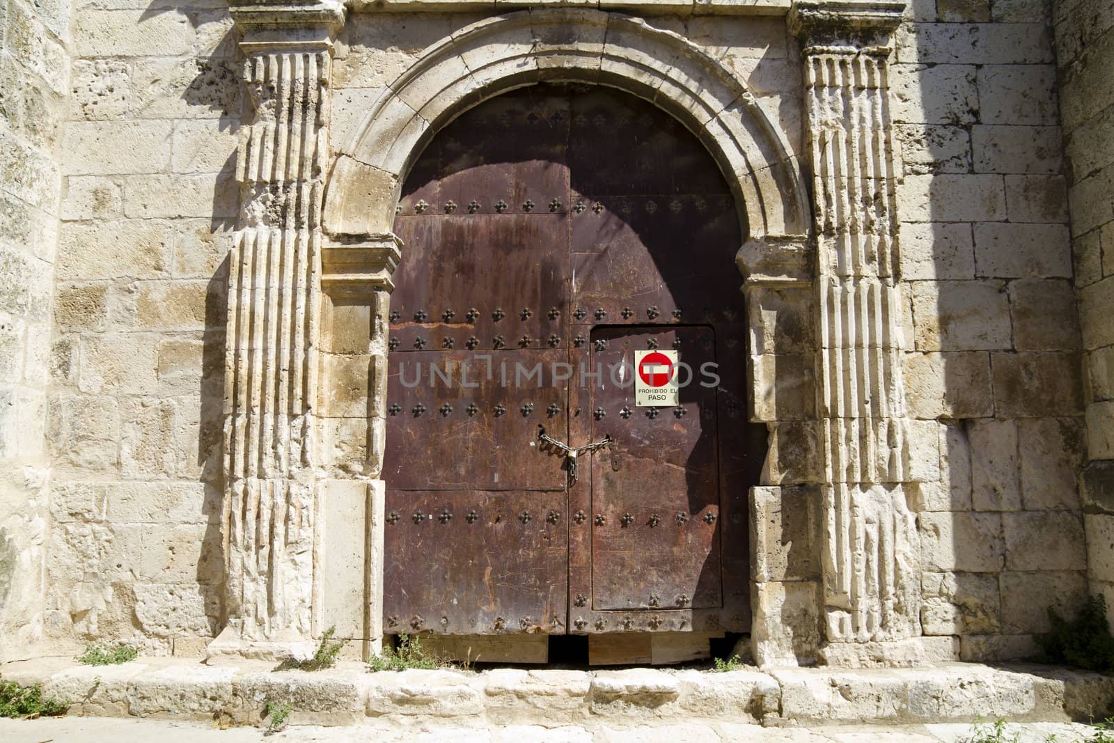 Church of San Miguel, Romanesque transition, thirteenth century. by FernandoCortes