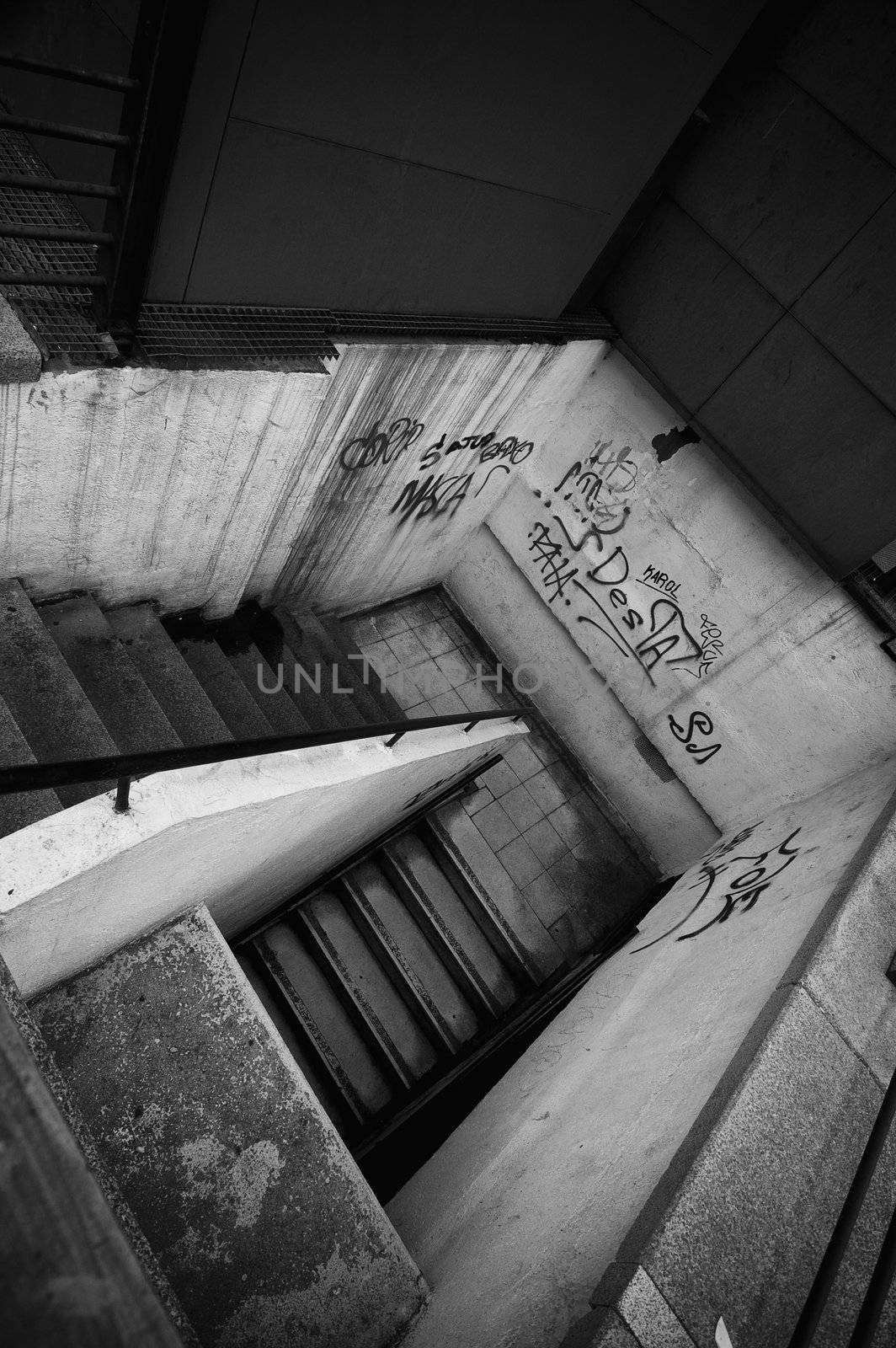 Grunge stairs by cla78