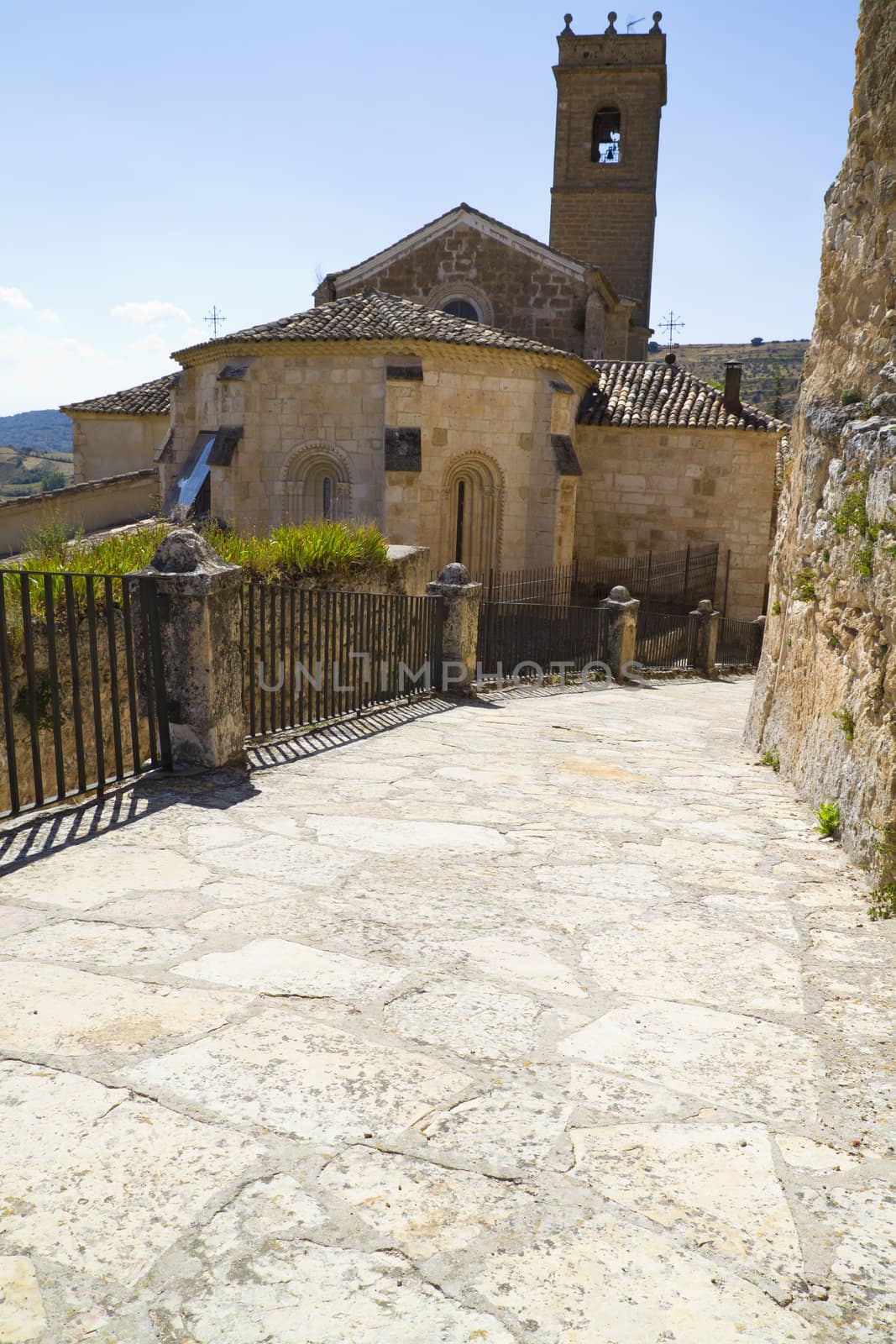 Church of Santa Maria de la Pe�a. Built at the beginning of S. XIII by Archbishop D. Rodrigo Xim�nez de Rada.