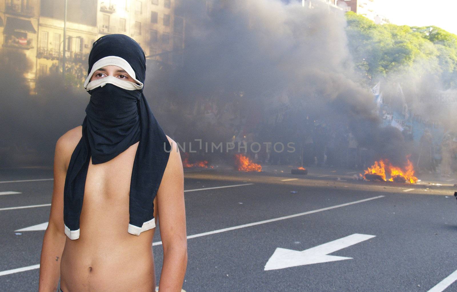 Group of left demonstrators, cuts the streets of Buenos Aires in reclamation of social policies.