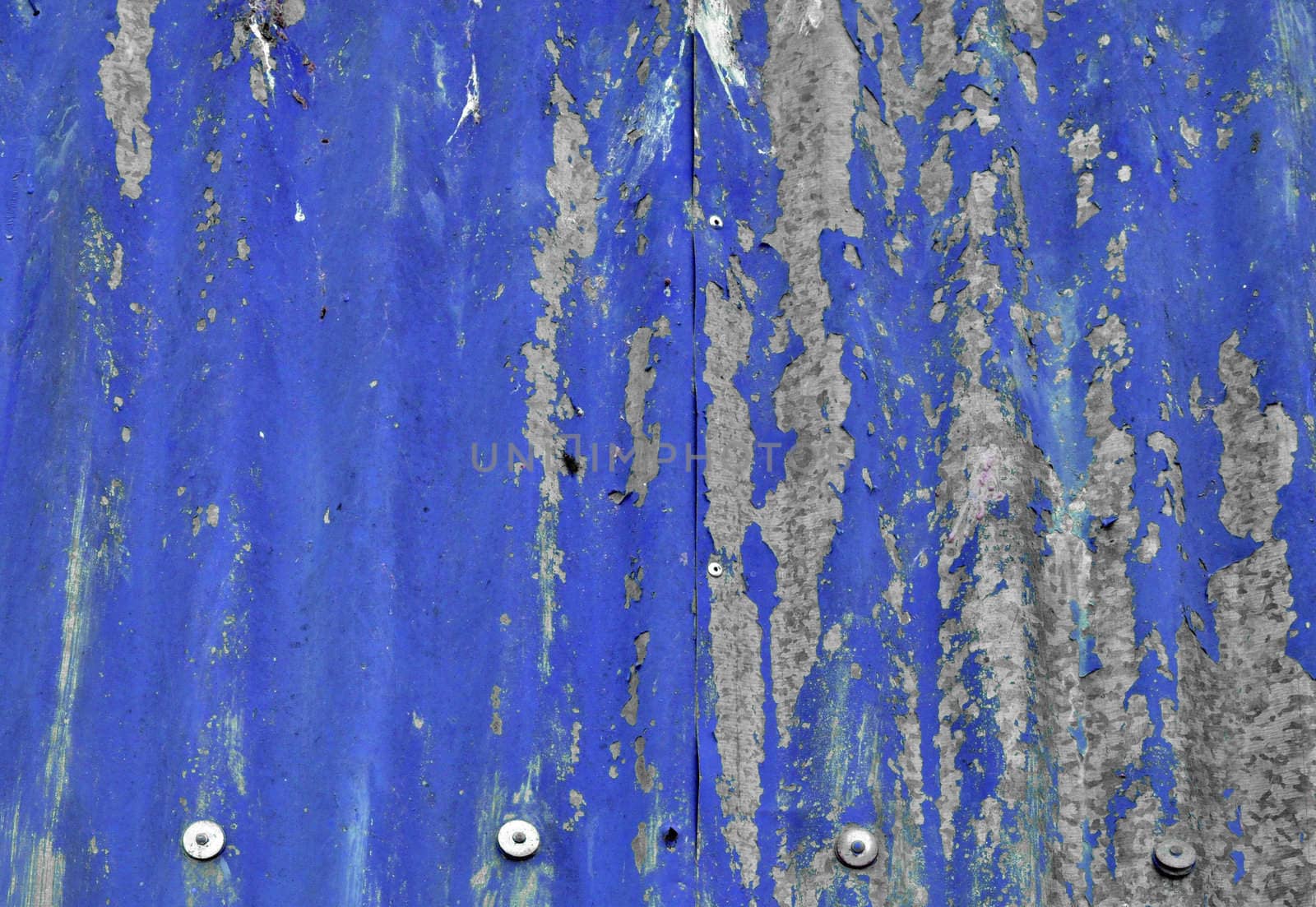 Corrugated steel plate useful as a background