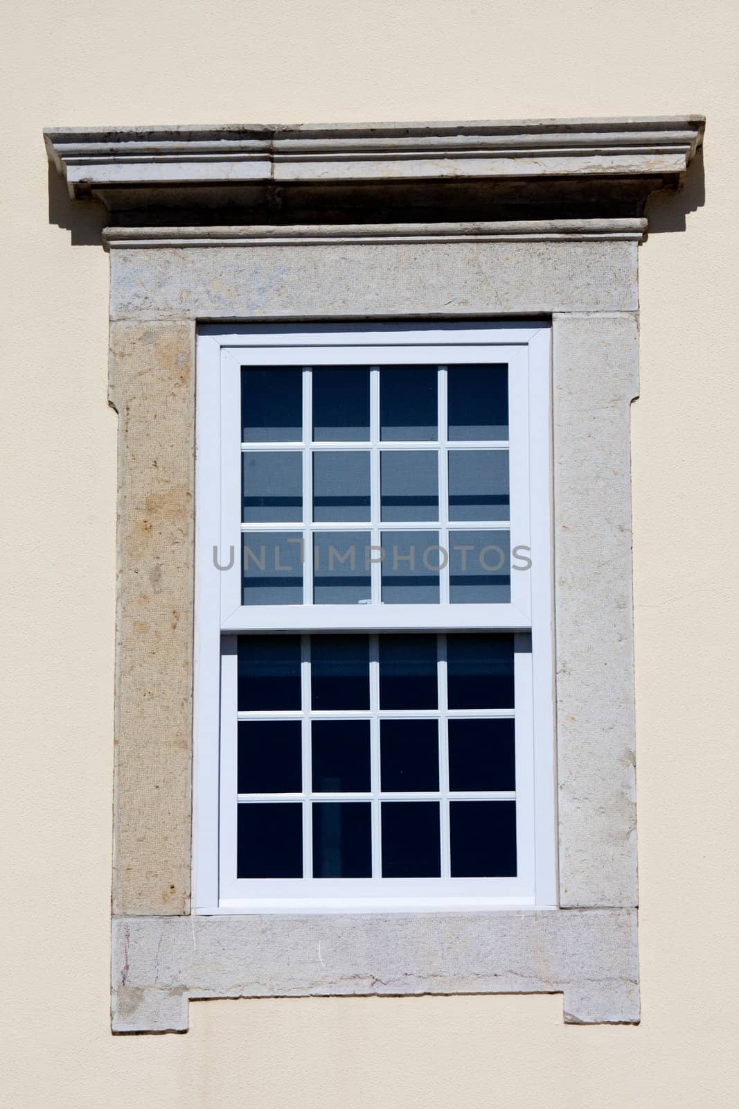 modern window by membio