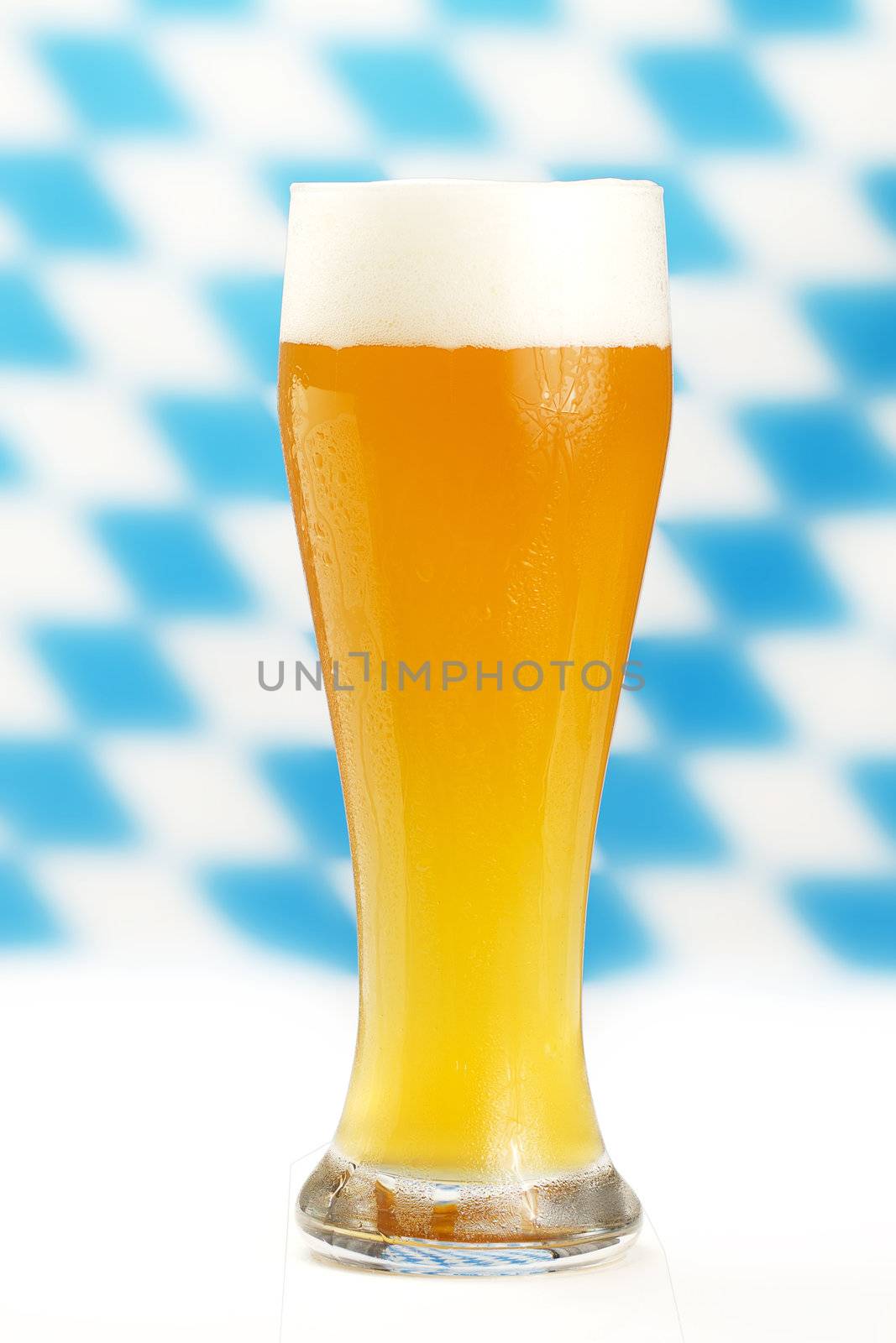 wheat beer with blue and white bavarian rhombus background