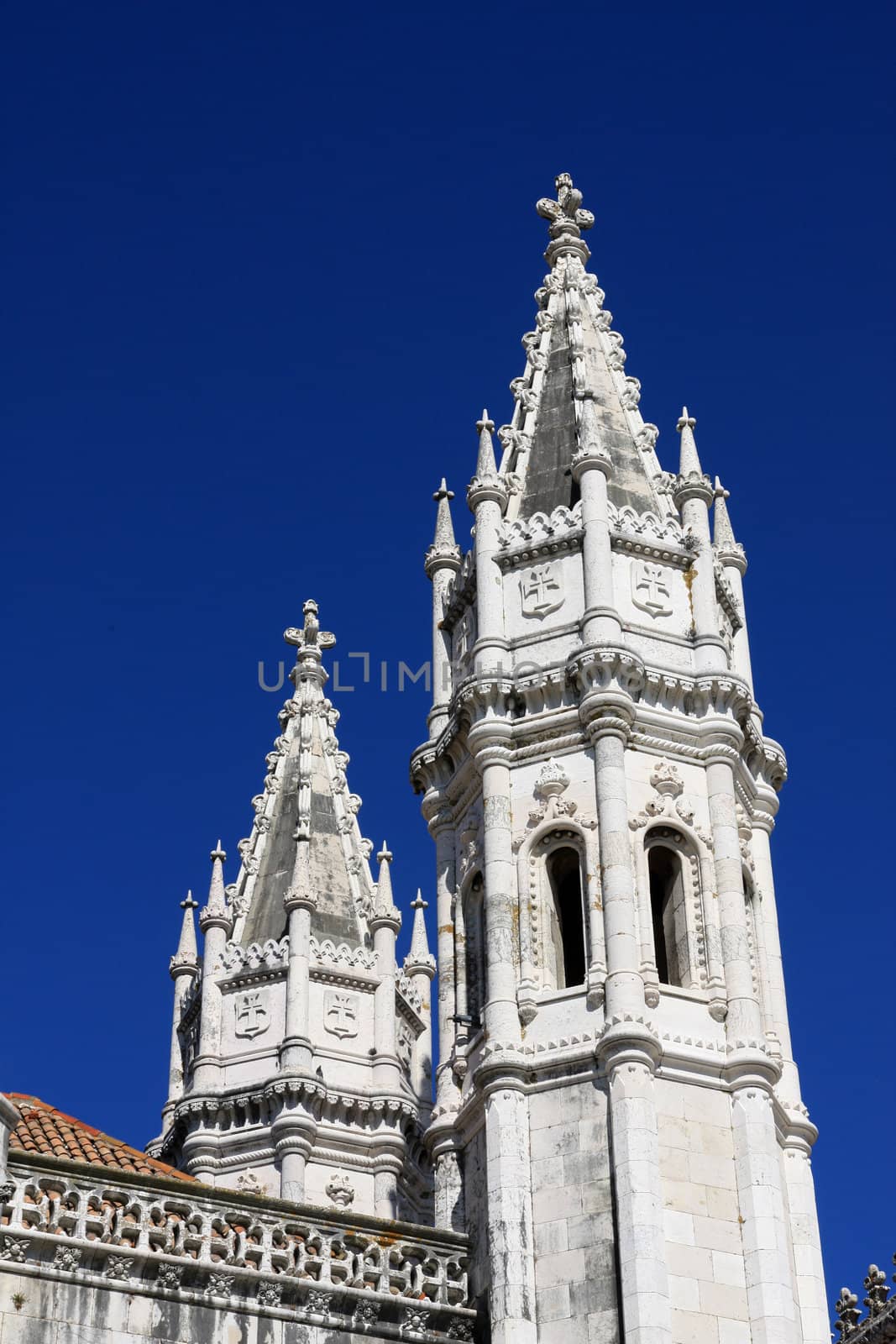 Monastery of Jeronimos by membio