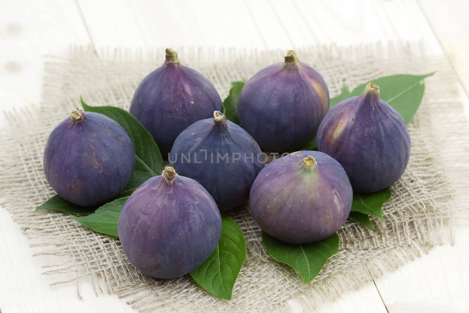 fresh figs