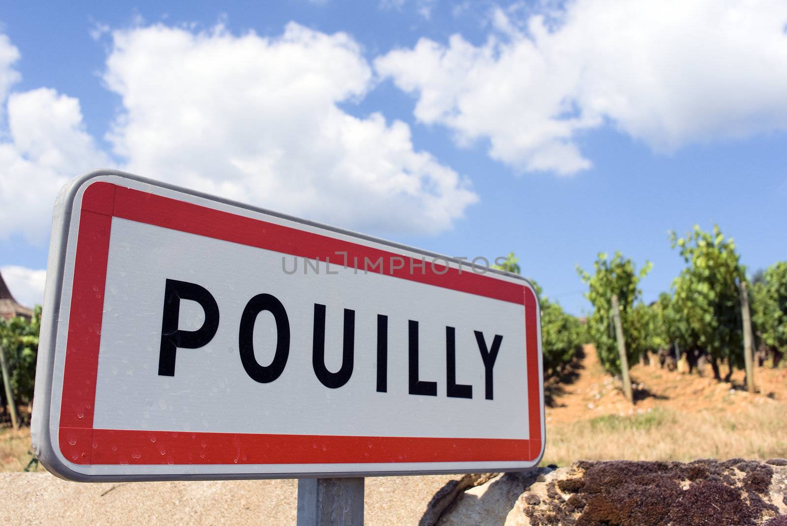 Pouilly, France by vwalakte