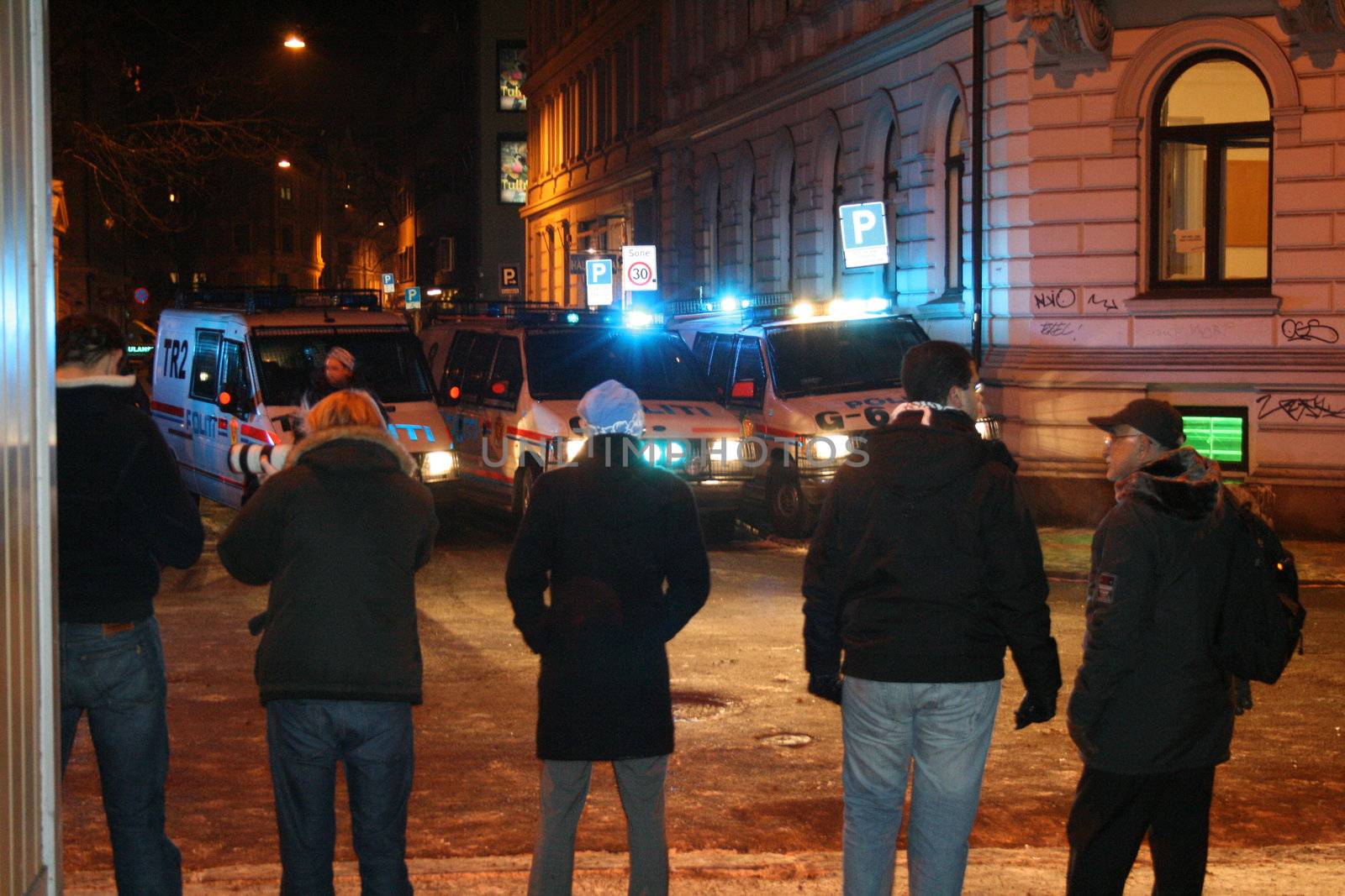 Demonstration In Oslo 11.01.09 against Israel way to handle the conflict against Palestine. Many foreigner teenagers was "out of control" and attacking police and destroying shops.