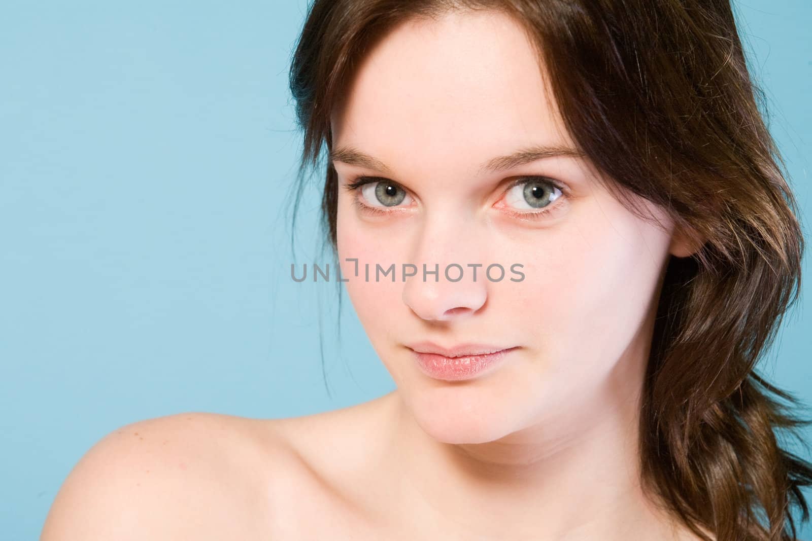 Natural portrait of a girl with short brown hair