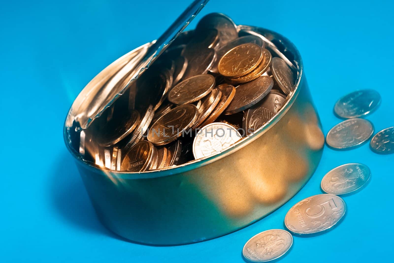 business metaphor: Russian coins in the tin, use soft filter