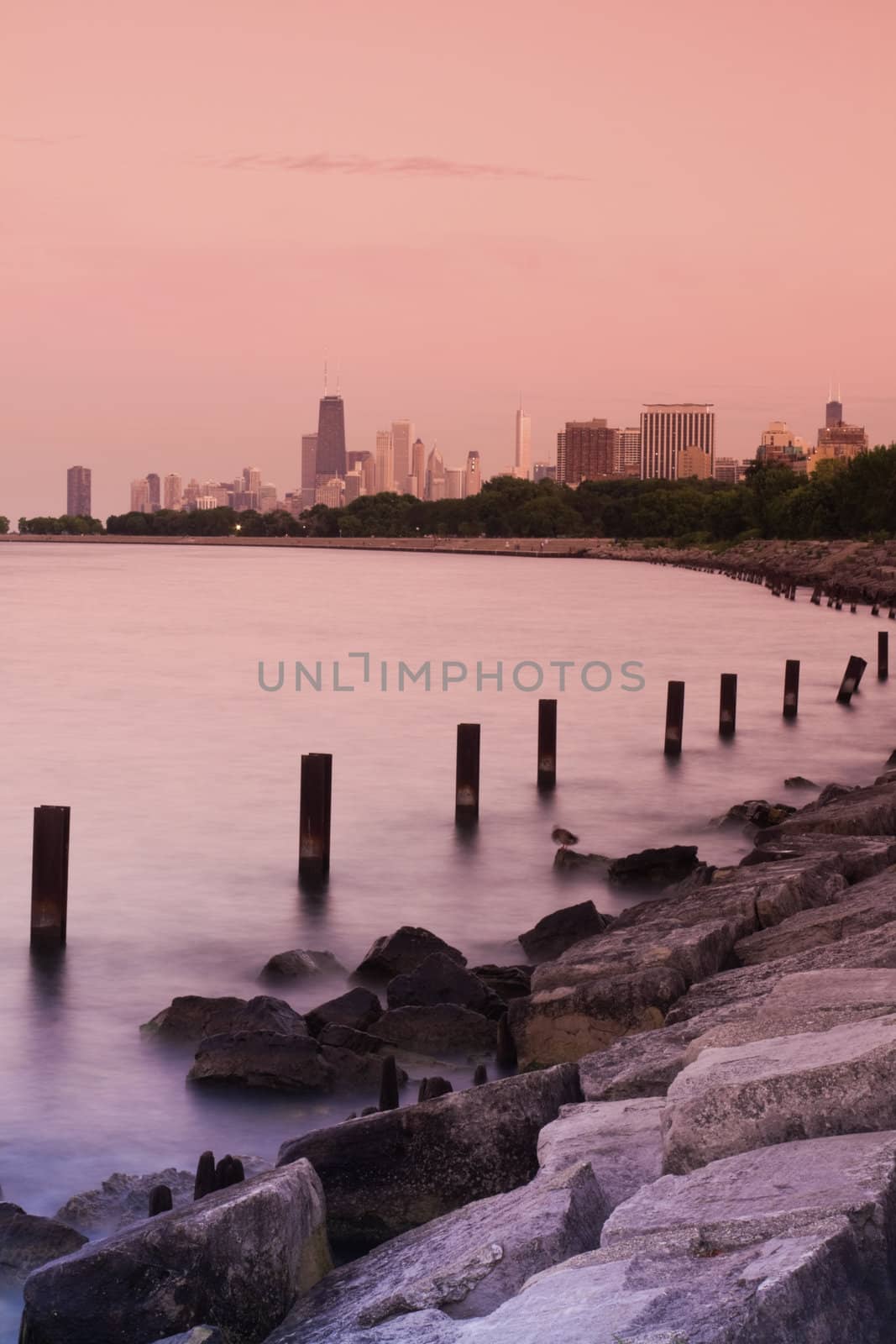 Sunset in Chicago by benkrut