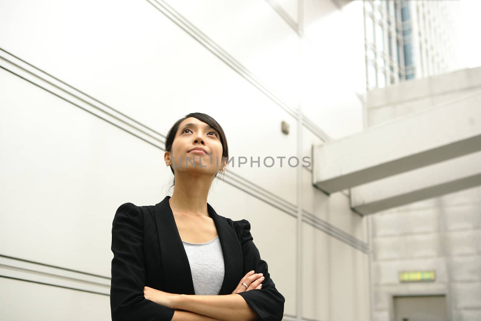 young asian business woman