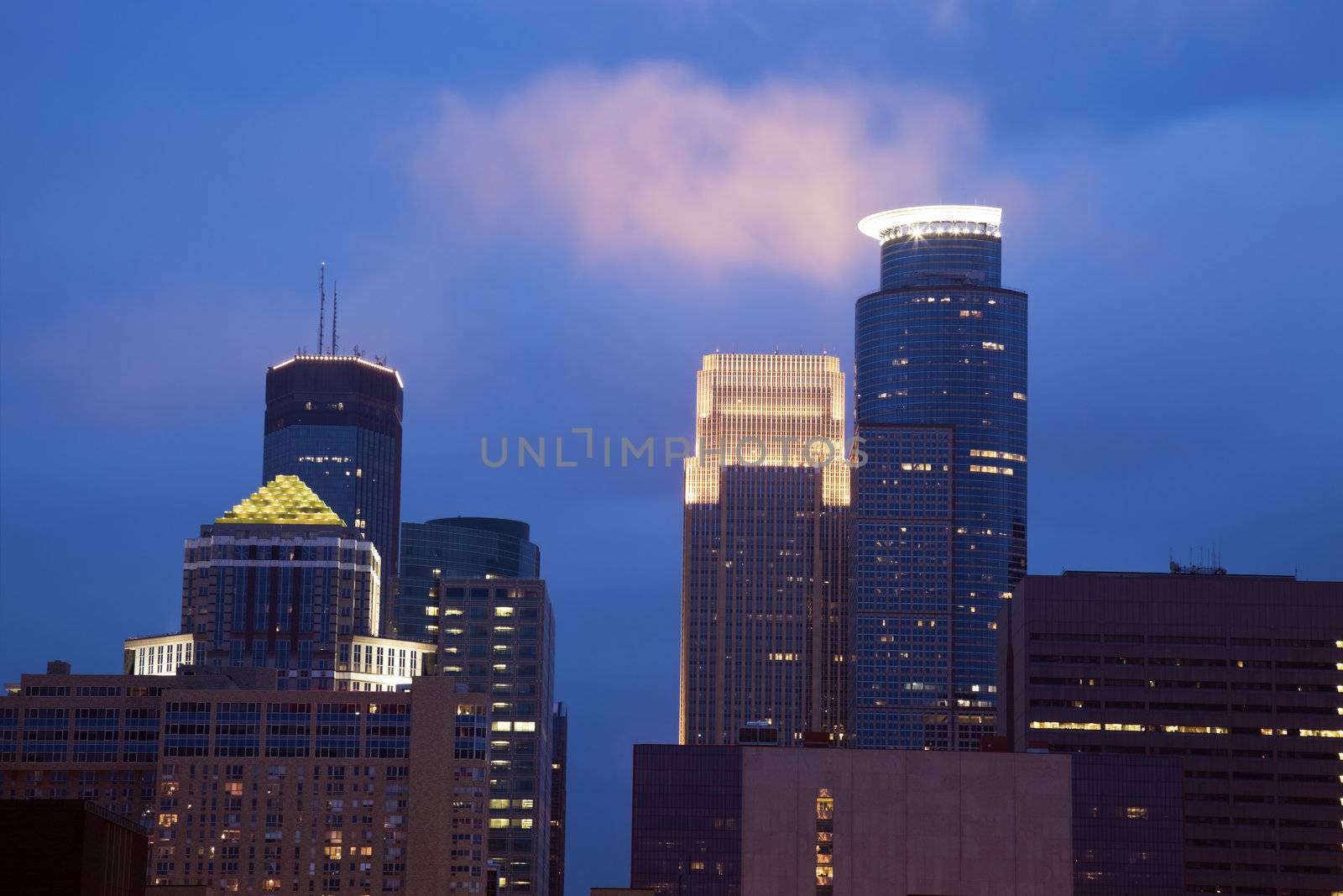 Sunset in Minneapolis by benkrut