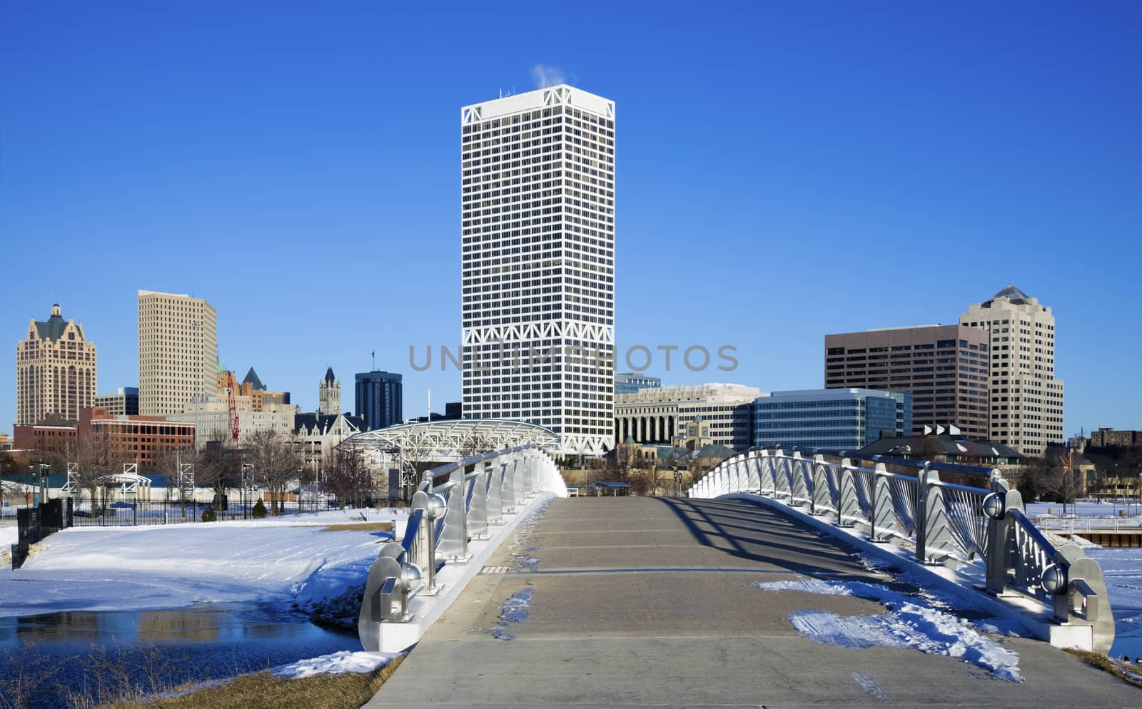 Bridge to Milwaukee, Wisconsin. Winter morning.