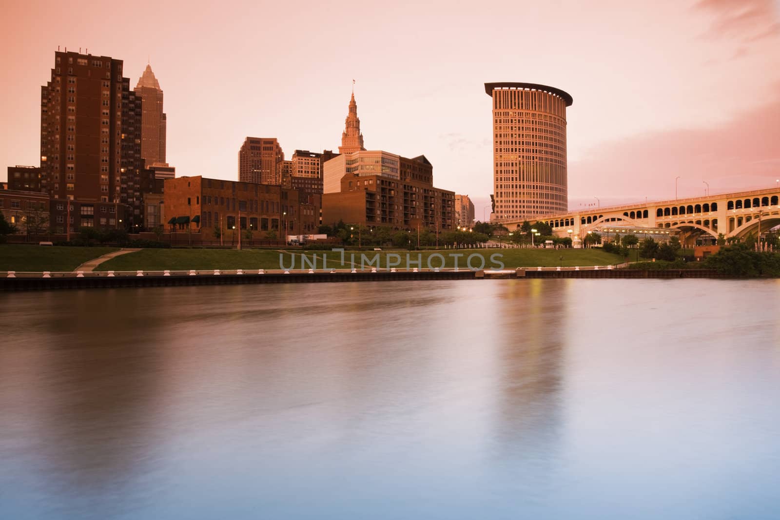 Sunset in Cleveland   by benkrut