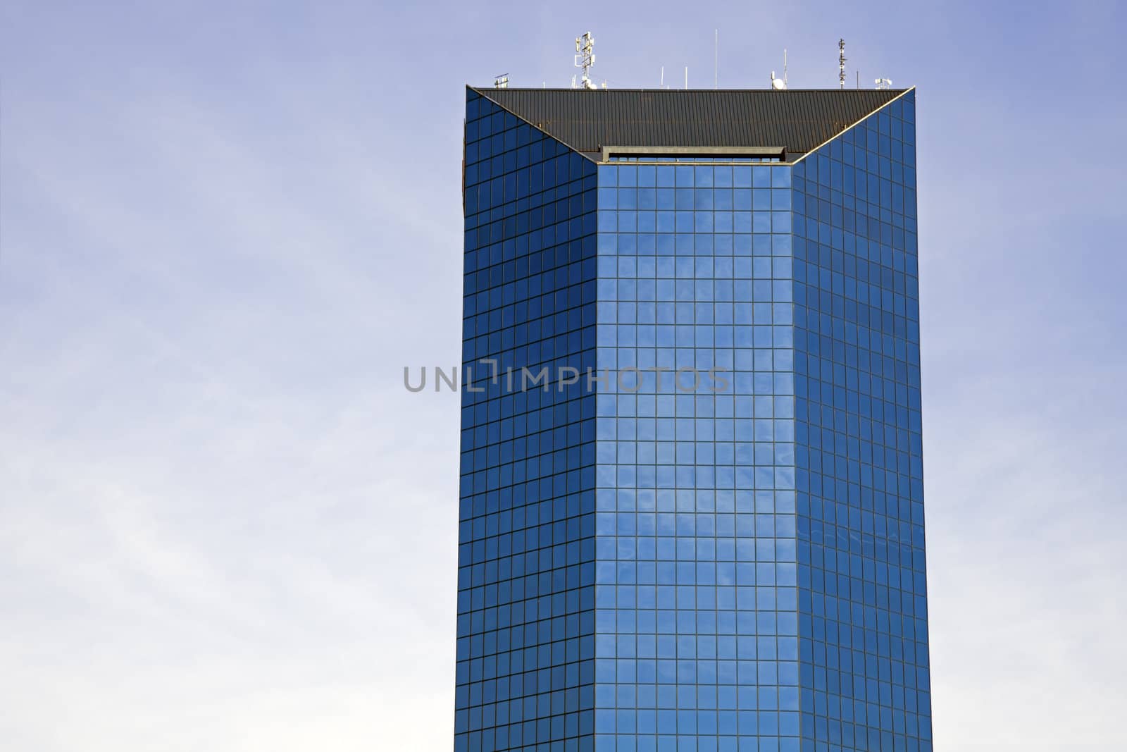 Skyscraper in Lexington by benkrut