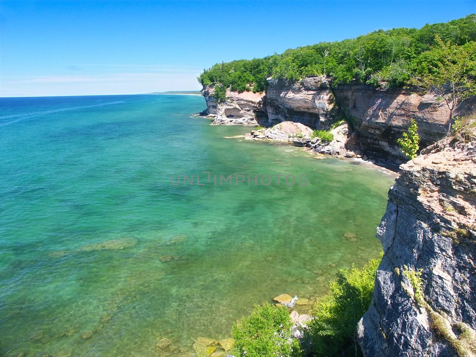 Pictured Rocks National Lakeshore by Wirepec