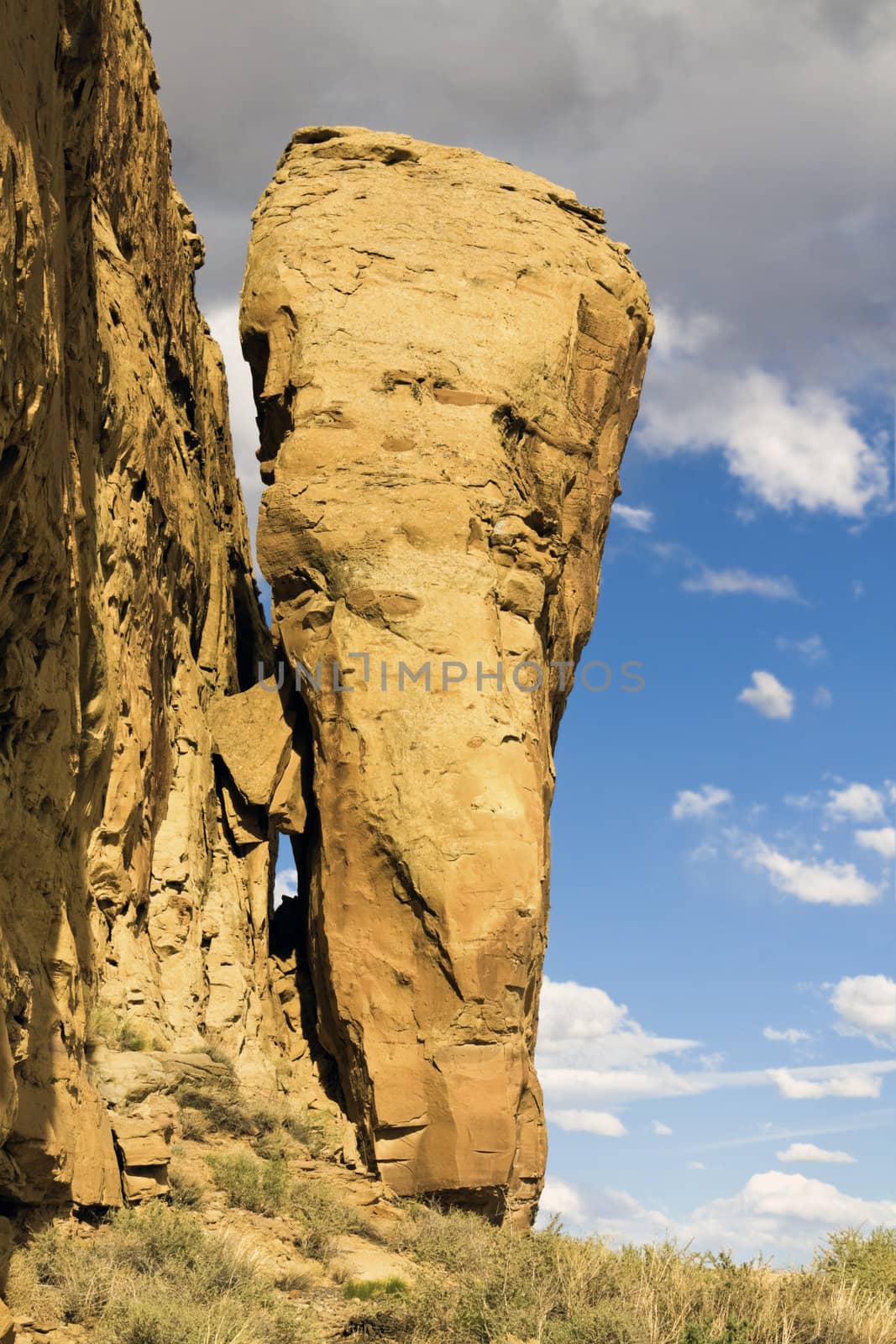 Famous Rock in Chaco Culture by benkrut