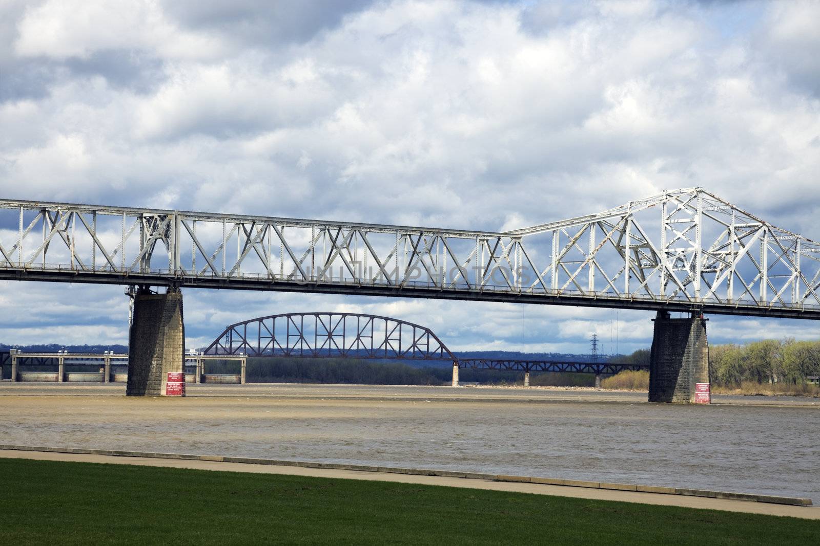 Bridges in Louisville by benkrut