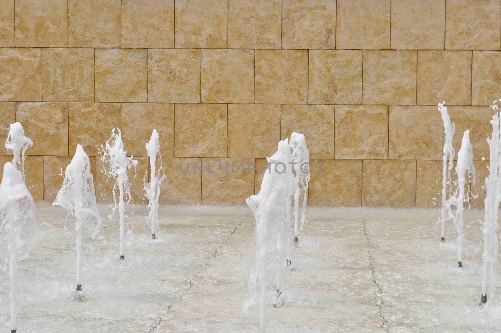 A landmark monumental fountain with water games