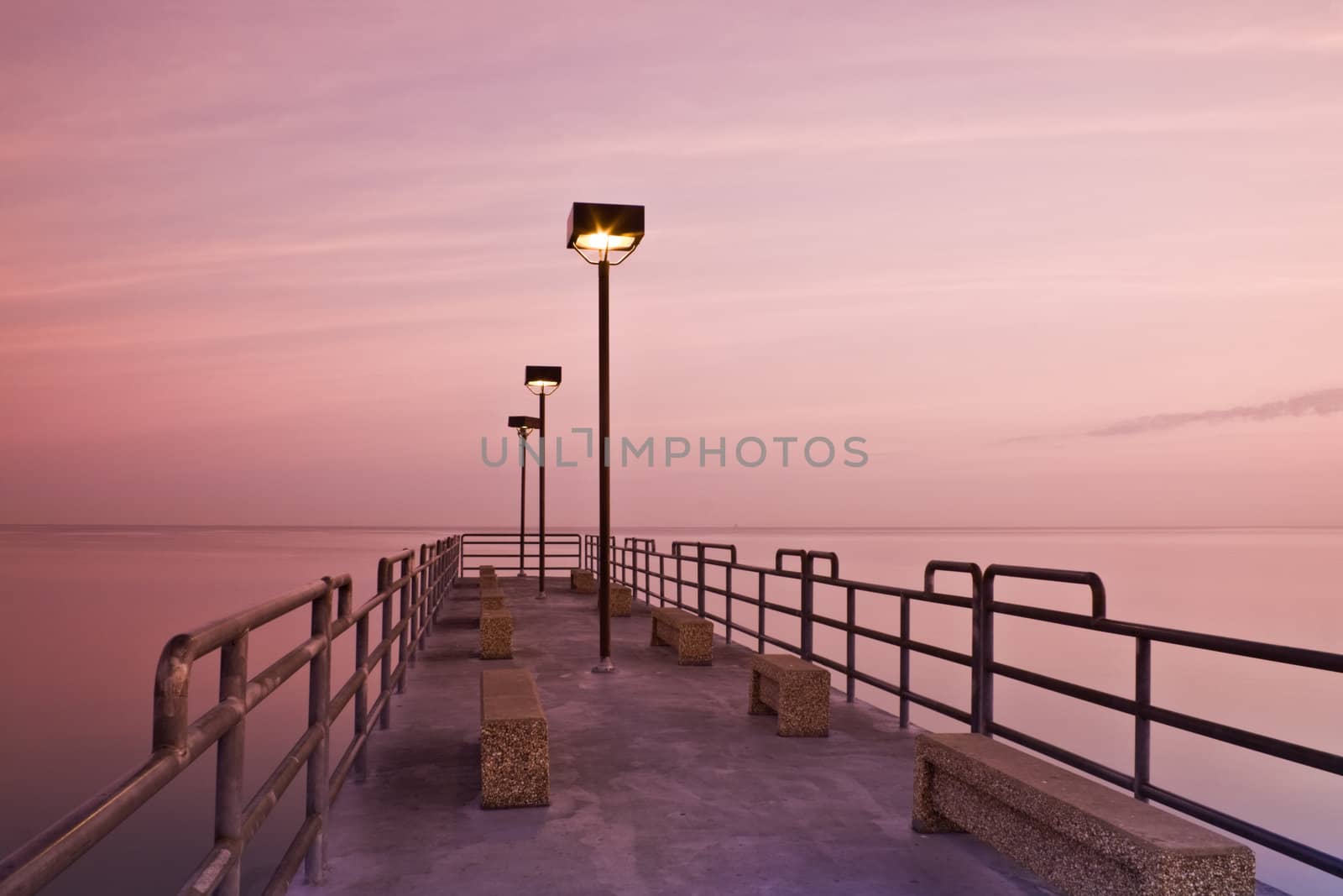 Pier in Edgewood Park by benkrut