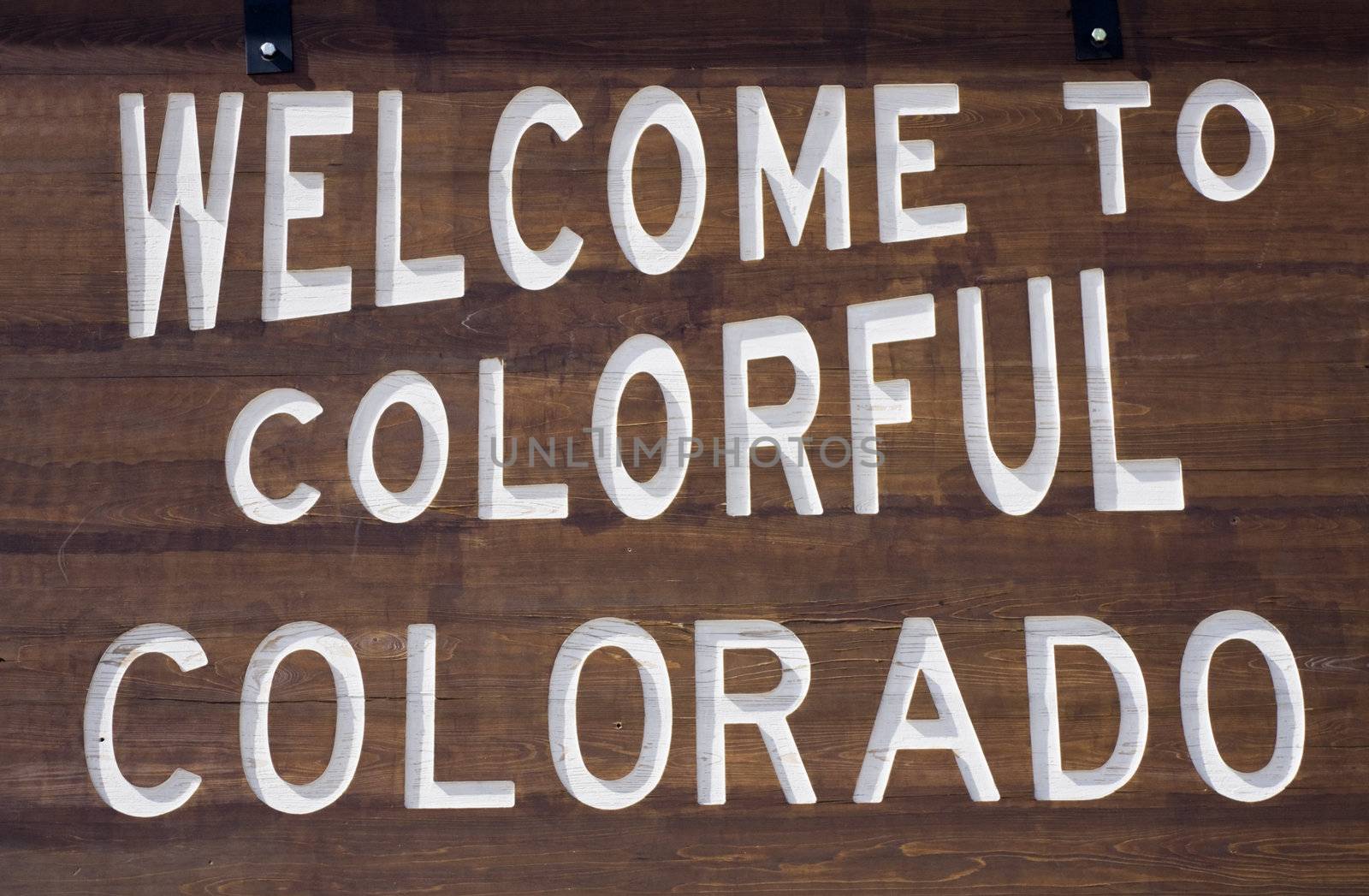 Welcome to Colorado sign.