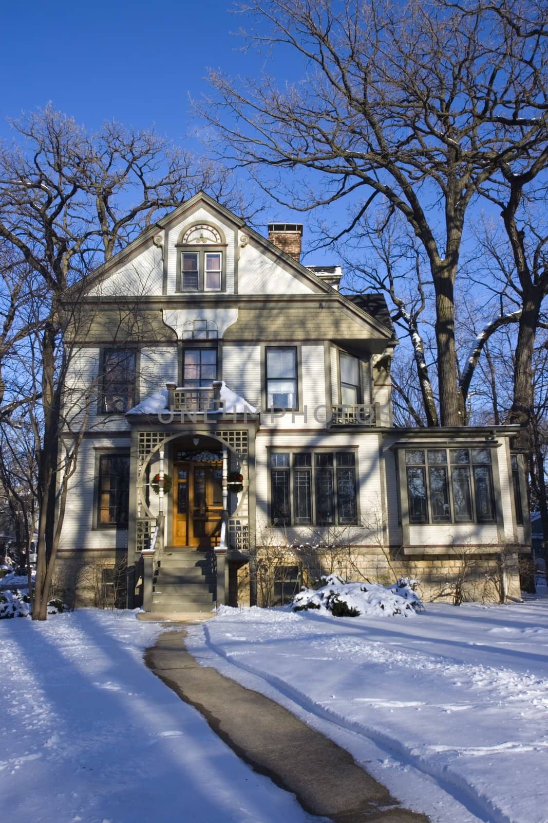 Victorian House in Chicago suburbs.