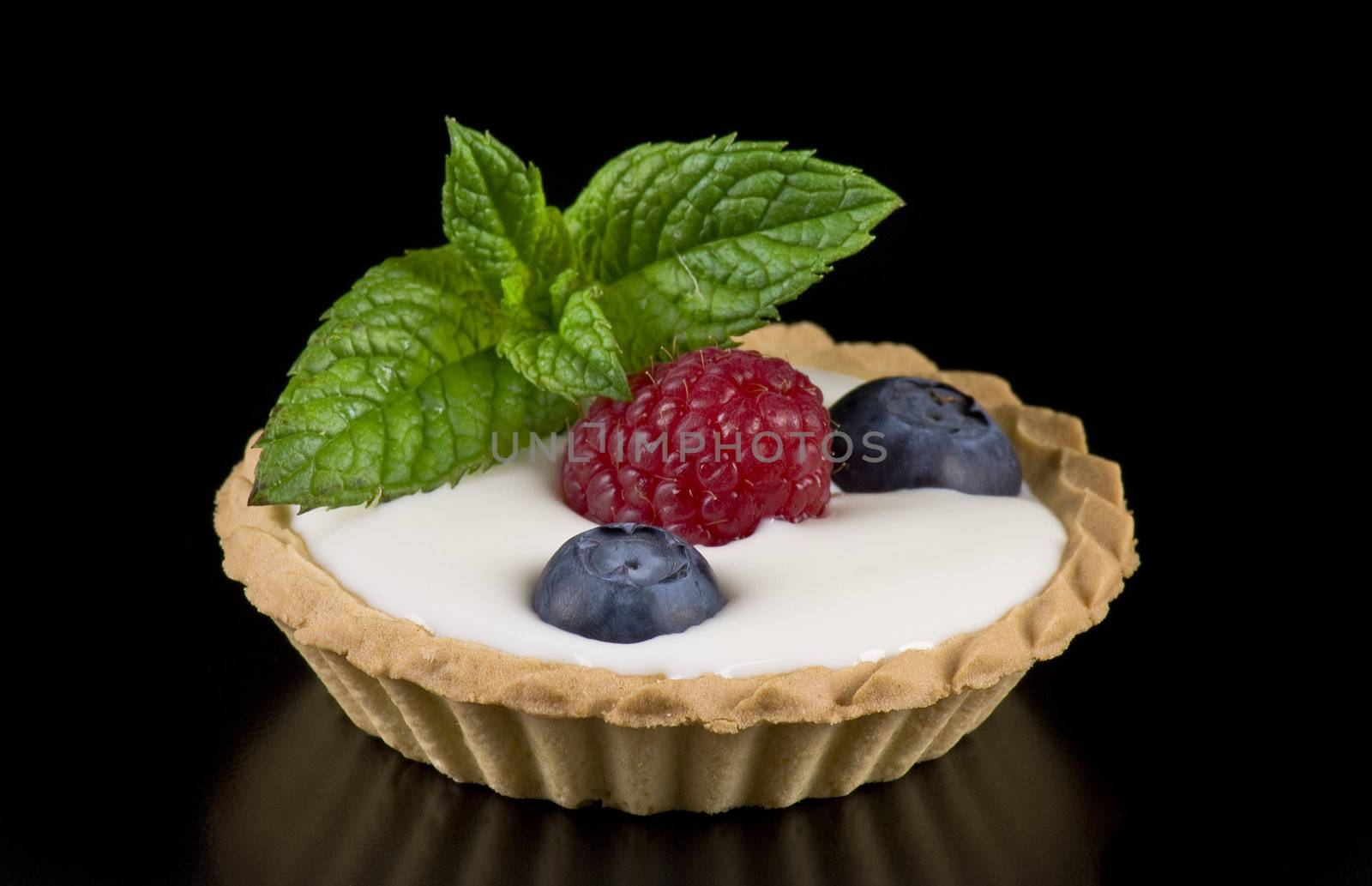 Blueberries and raspberries dessert by caldix