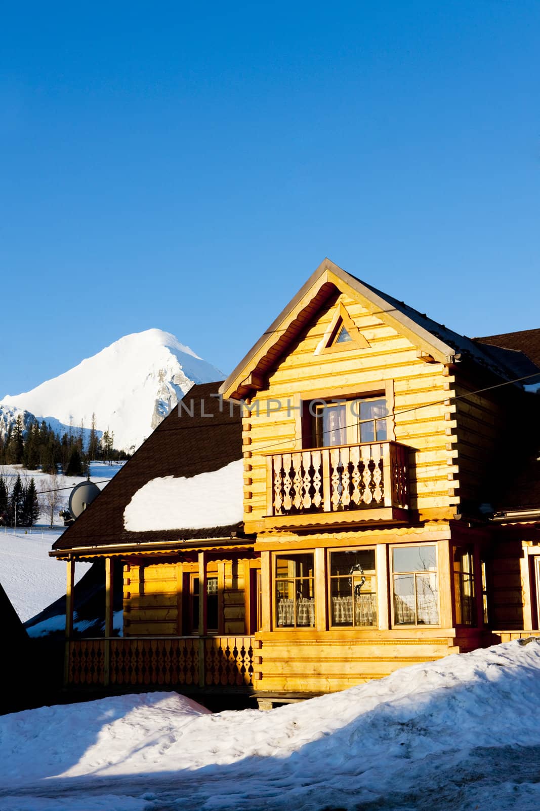 Zdiar and Belianske Tatry (Belianske Tatras) in winter, Slovakia