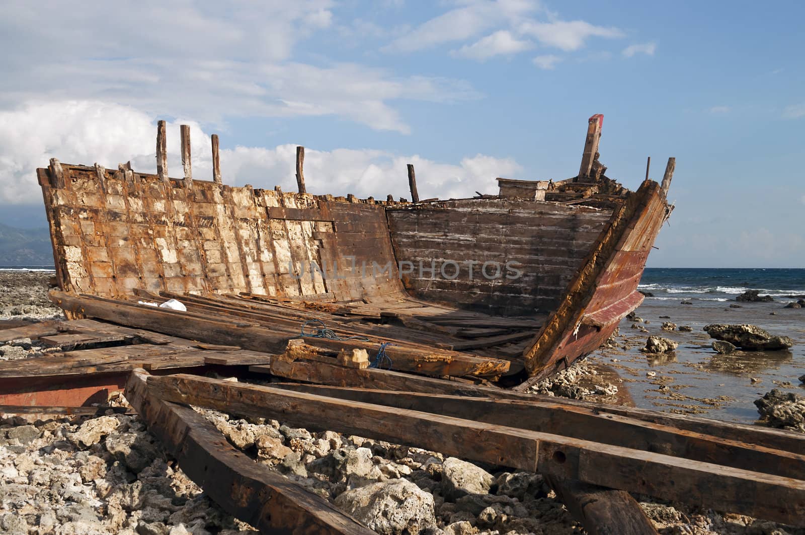 Shipwreck detail during a low tide time in shoreline