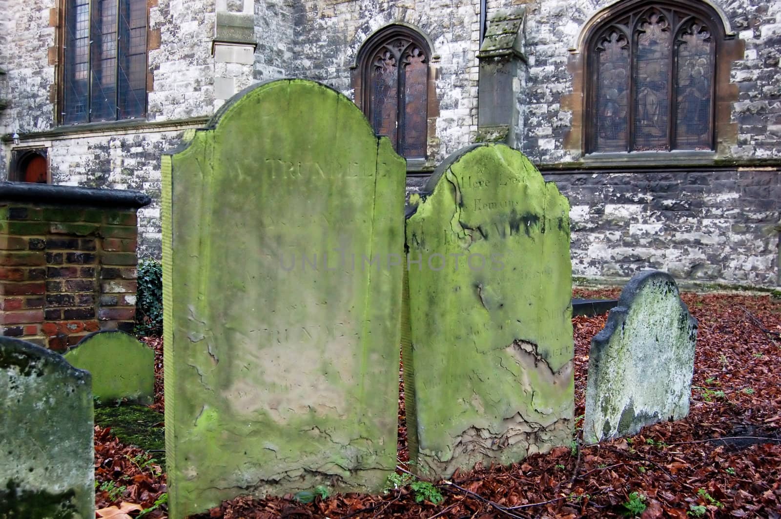 Very old tombs by johnnychaos