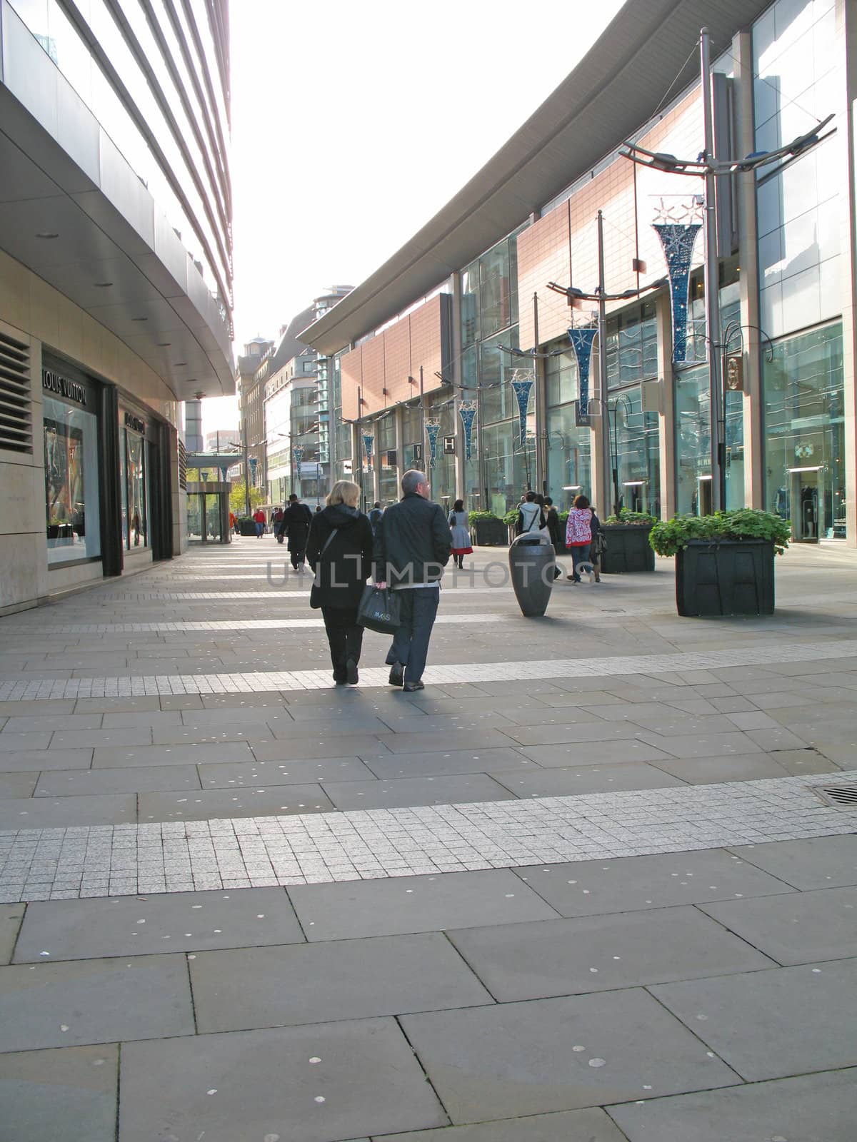 Shoppers in Manchester England on 7 November 2008