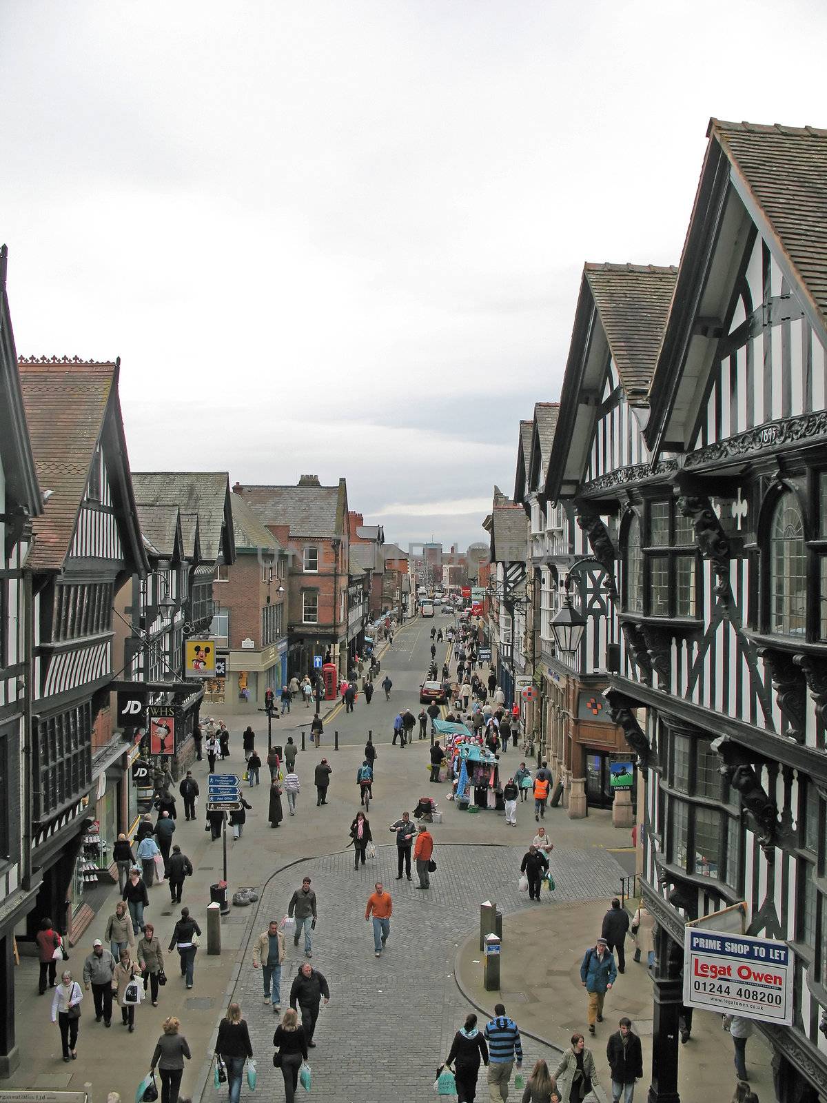 Shoppers in Chester England by green308