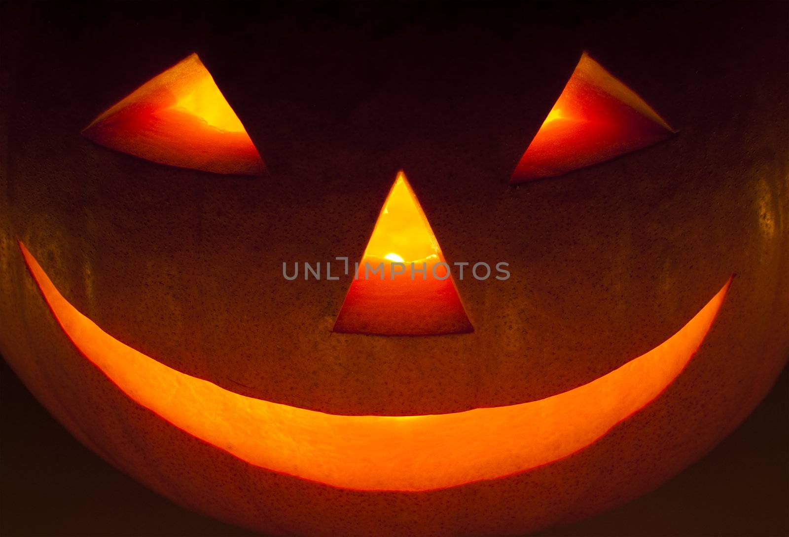 Halloween lantern by dutourdumonde