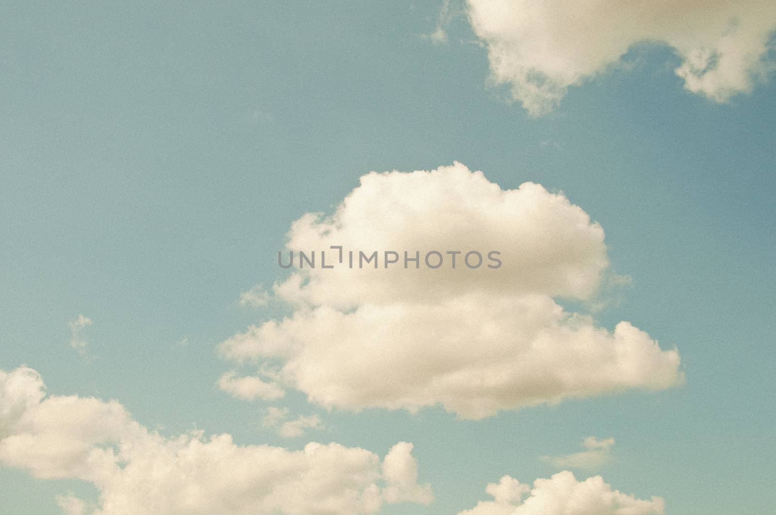 Vintage sky by dutourdumonde