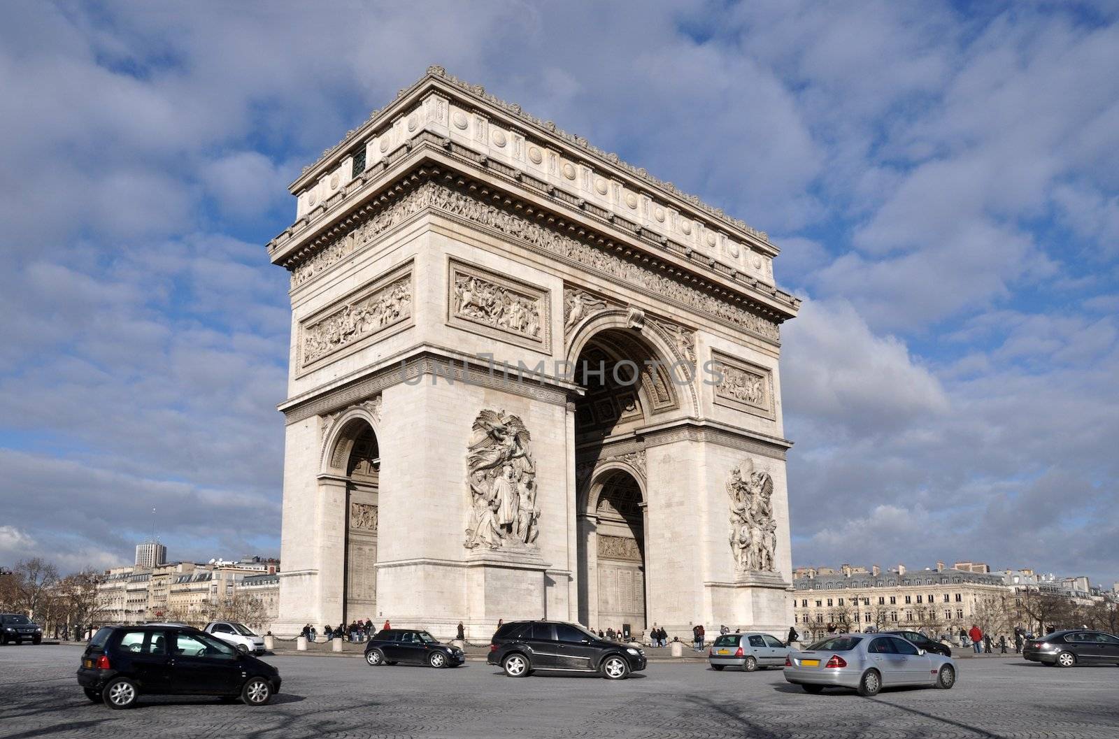 The Arc de triomphe in Paris by dutourdumonde