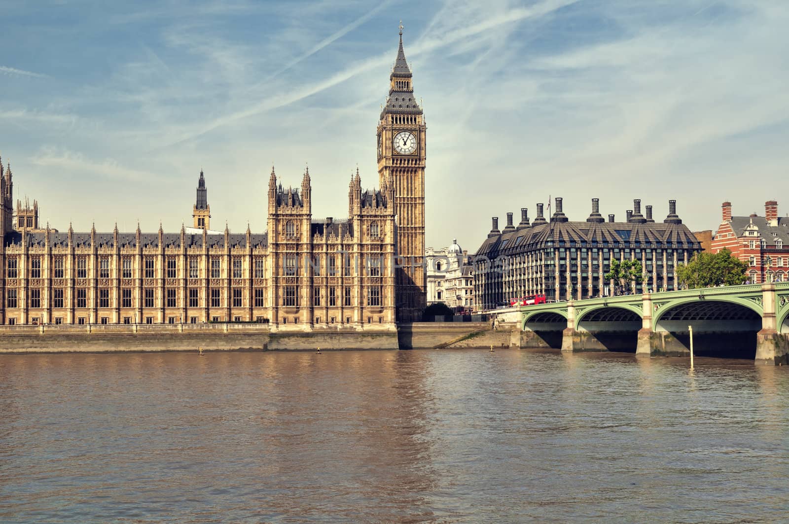 Houses of Parliament, London. by fazon1