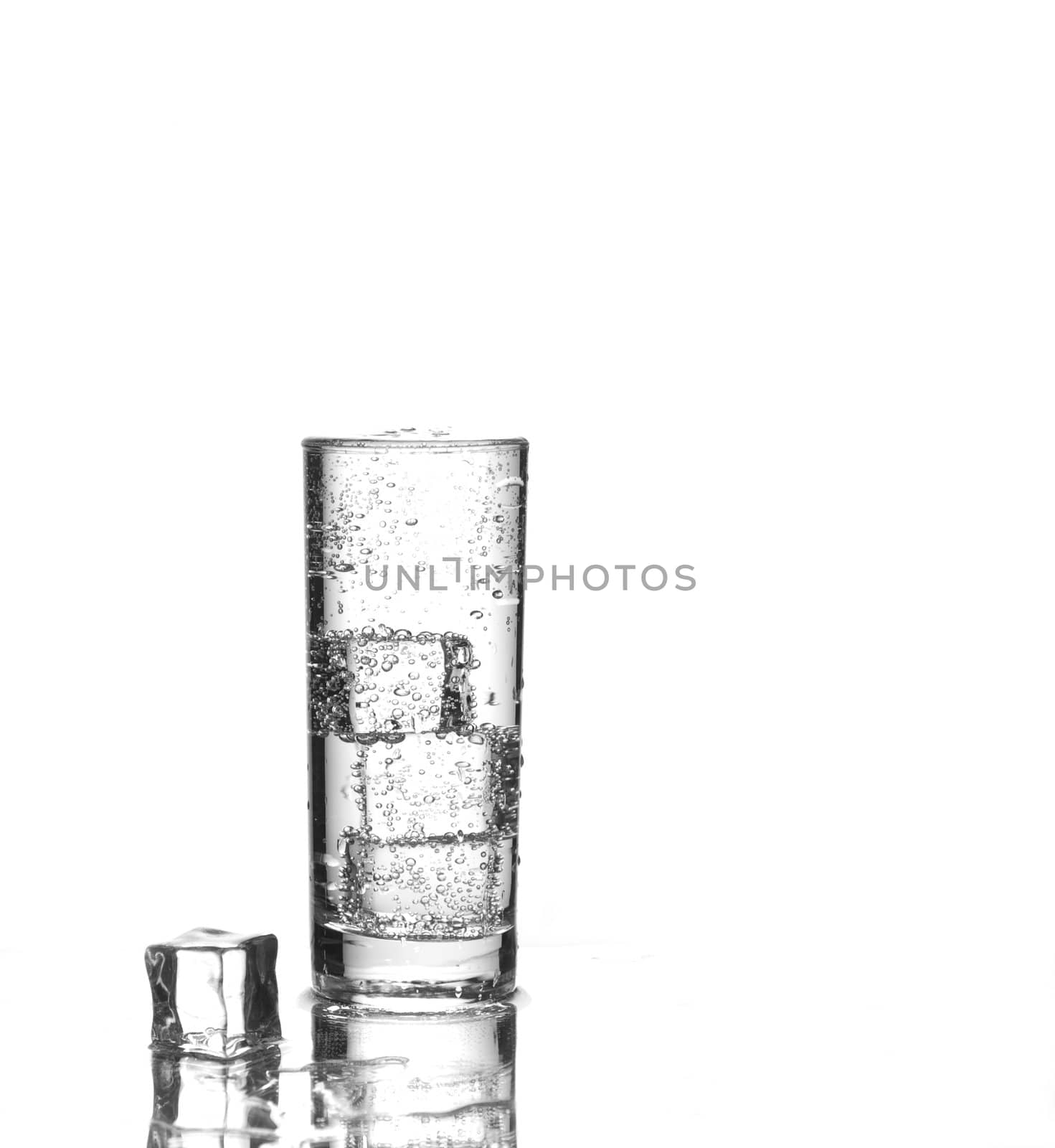 Full glass  by Alex_L