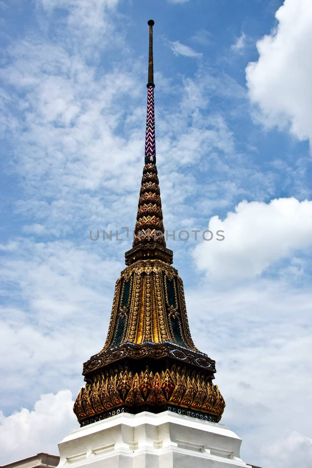 temple by narisdangklom