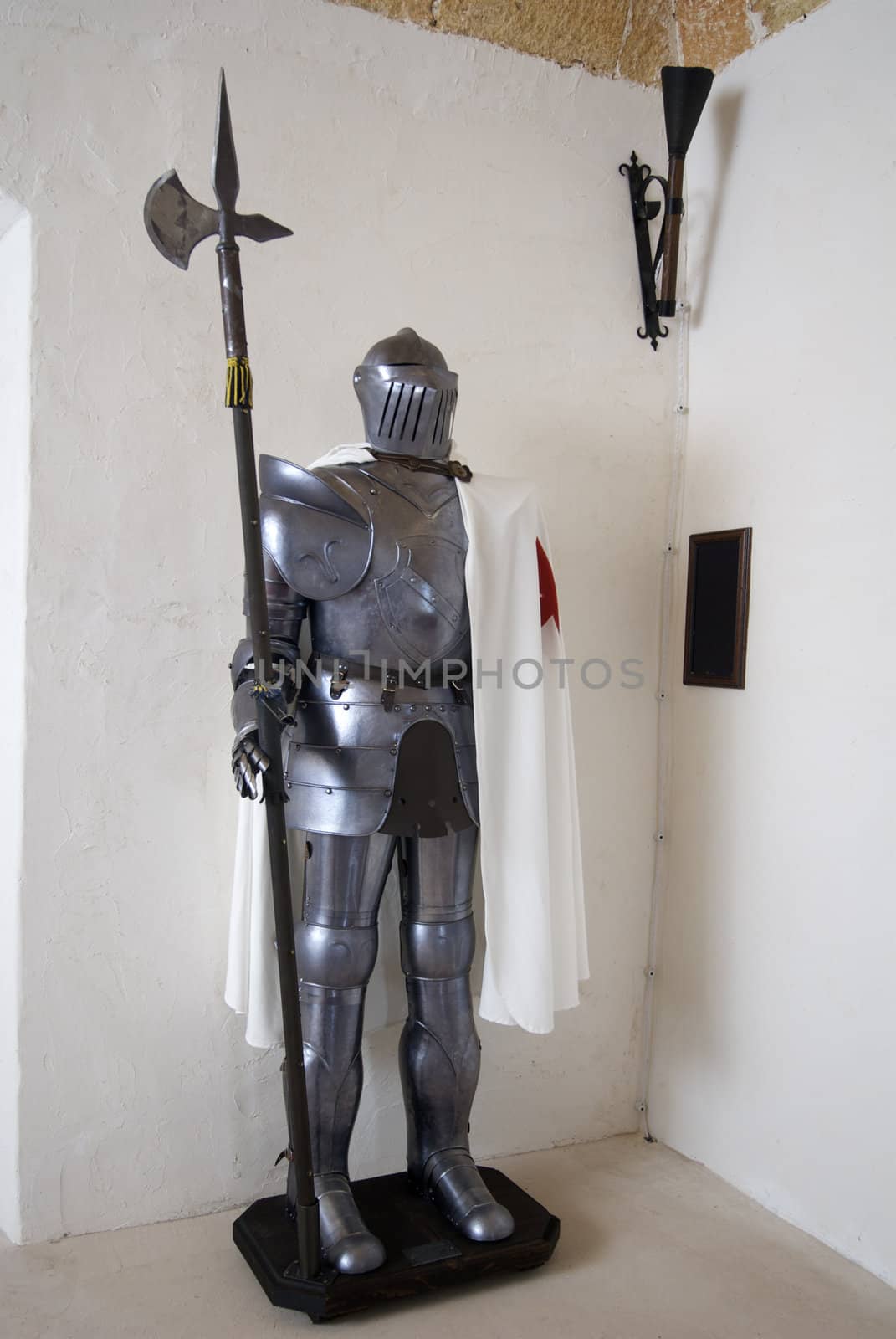 Medieval armour by bravajulia