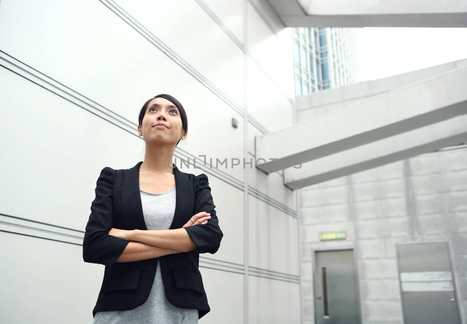 young asian business woman