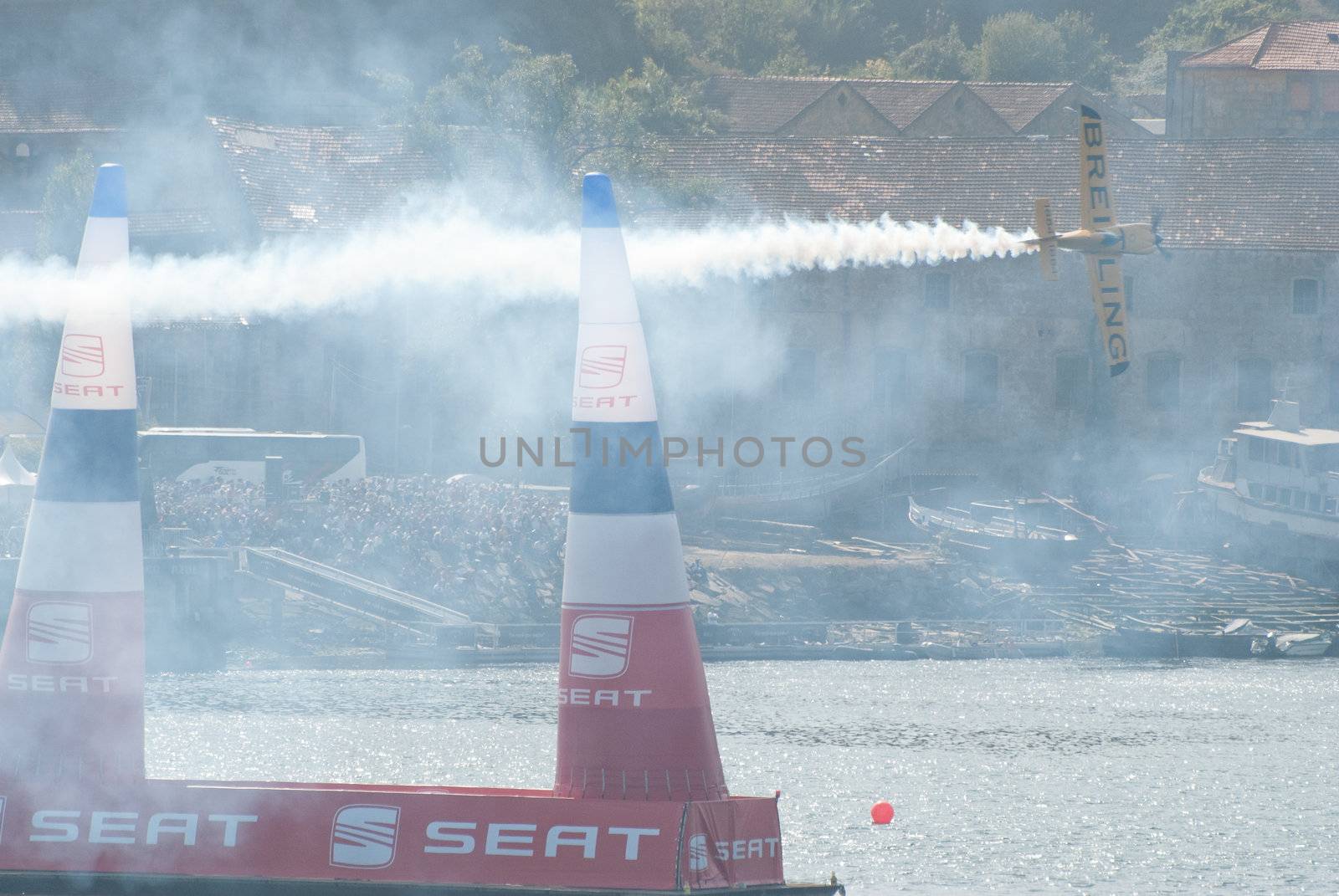 PORTO, PORTUGAL - SEPTEMBER 7: Nigel Lamb (GB) during the Red Bull Air Race event on September 12, 2009 in Porto, Portugal.