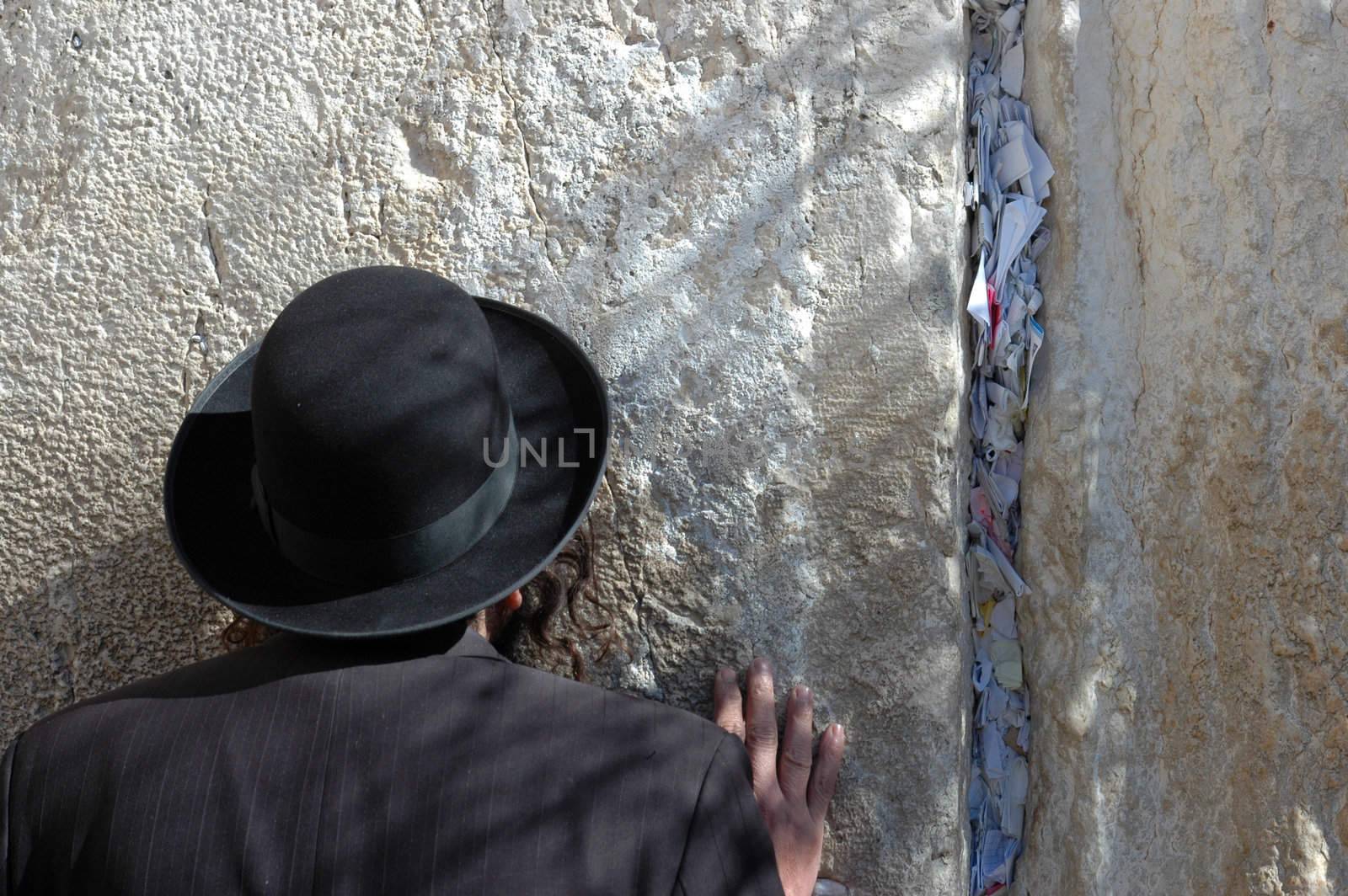 prayer at Western wall