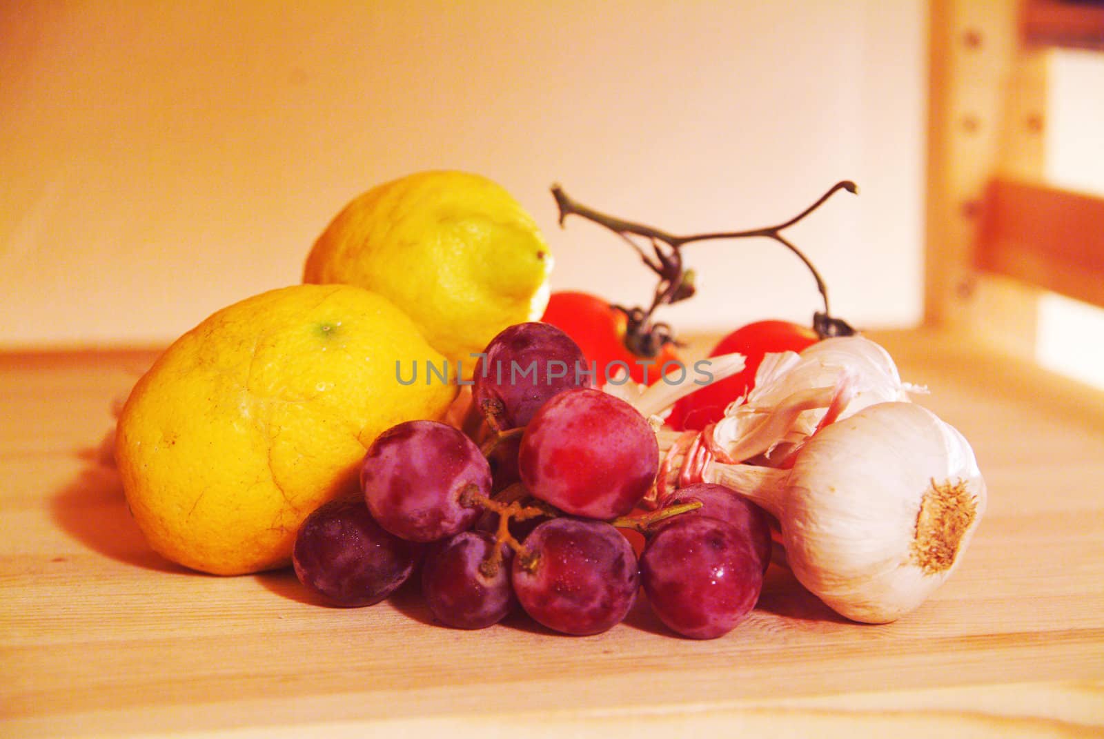 Grapes onion and lemons... by silvie19