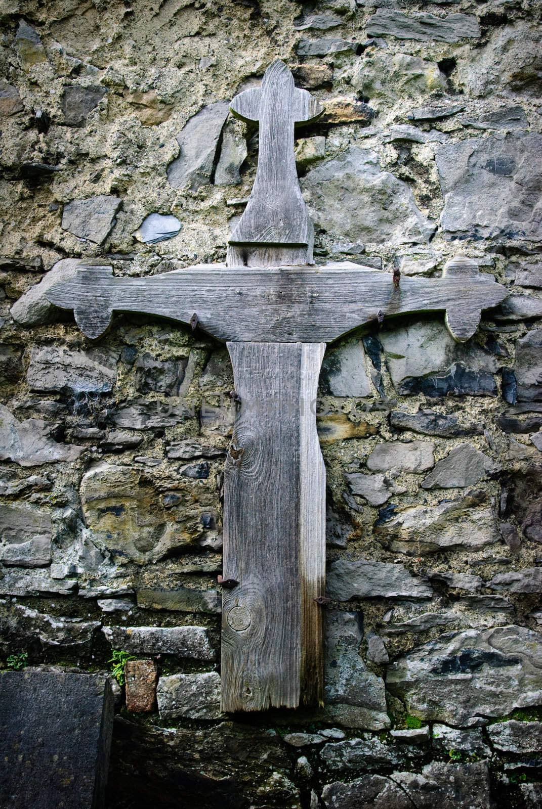 Sligo Abbey, Ireland by matthi